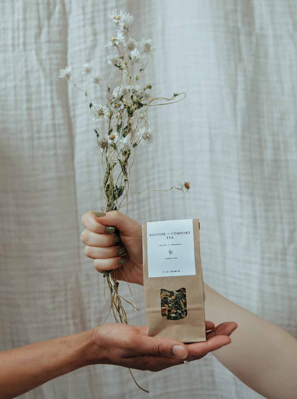 Forage Botanicals Soothe & Comfort Herbal Tea - Relaxing Stress Relief & Calming Blend for Anxiety, Sleep Aid, and Wellness - Perfect for Evening Relaxation and Self-Care Moments