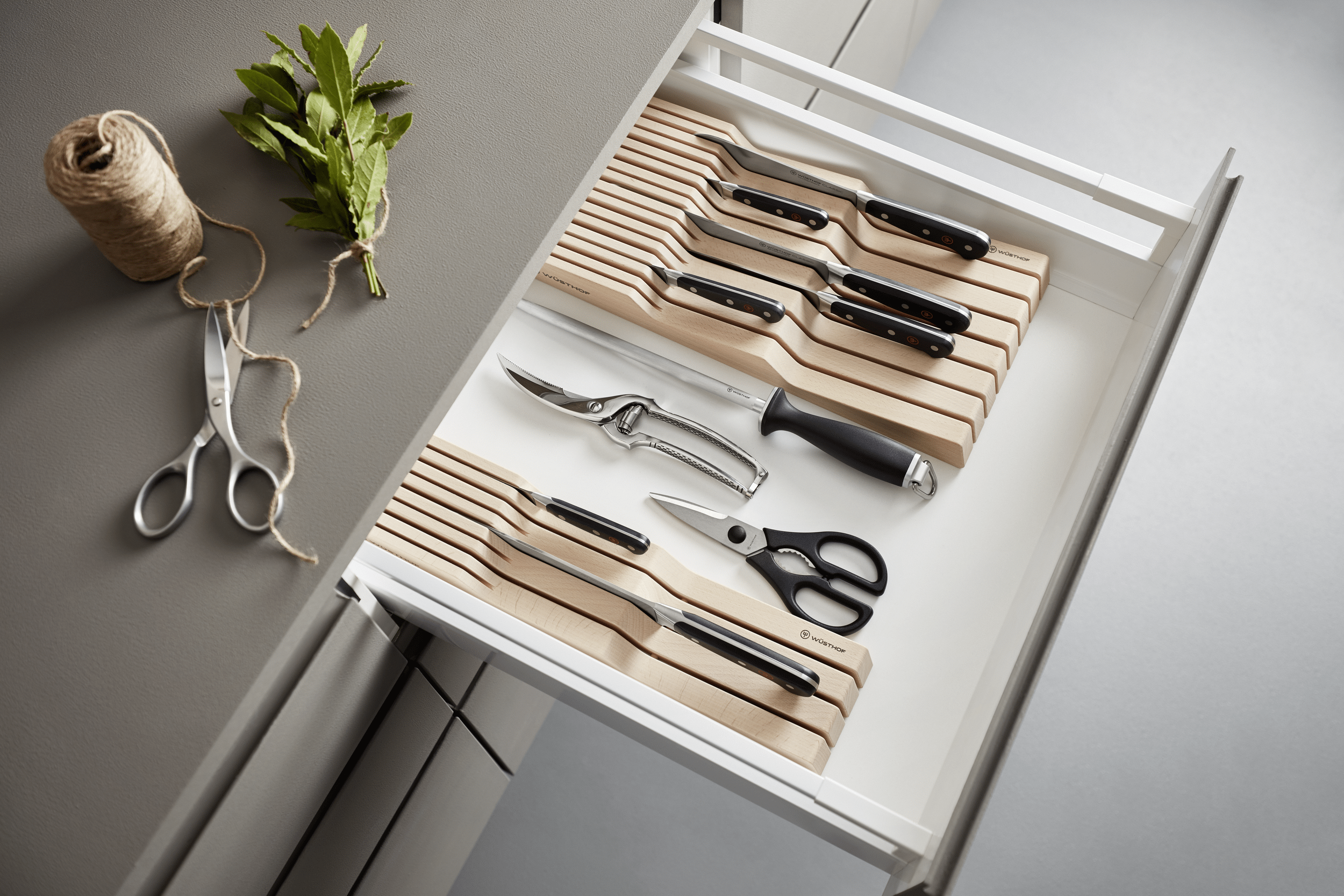 Wusthof Small In-Drawer Knife Tray - 5 Slot Compact Knife Organizer for Kitchen Utensils | Perfect for Storing Chef Knives, Steak Knives & Kitchen Tools in Drawers
