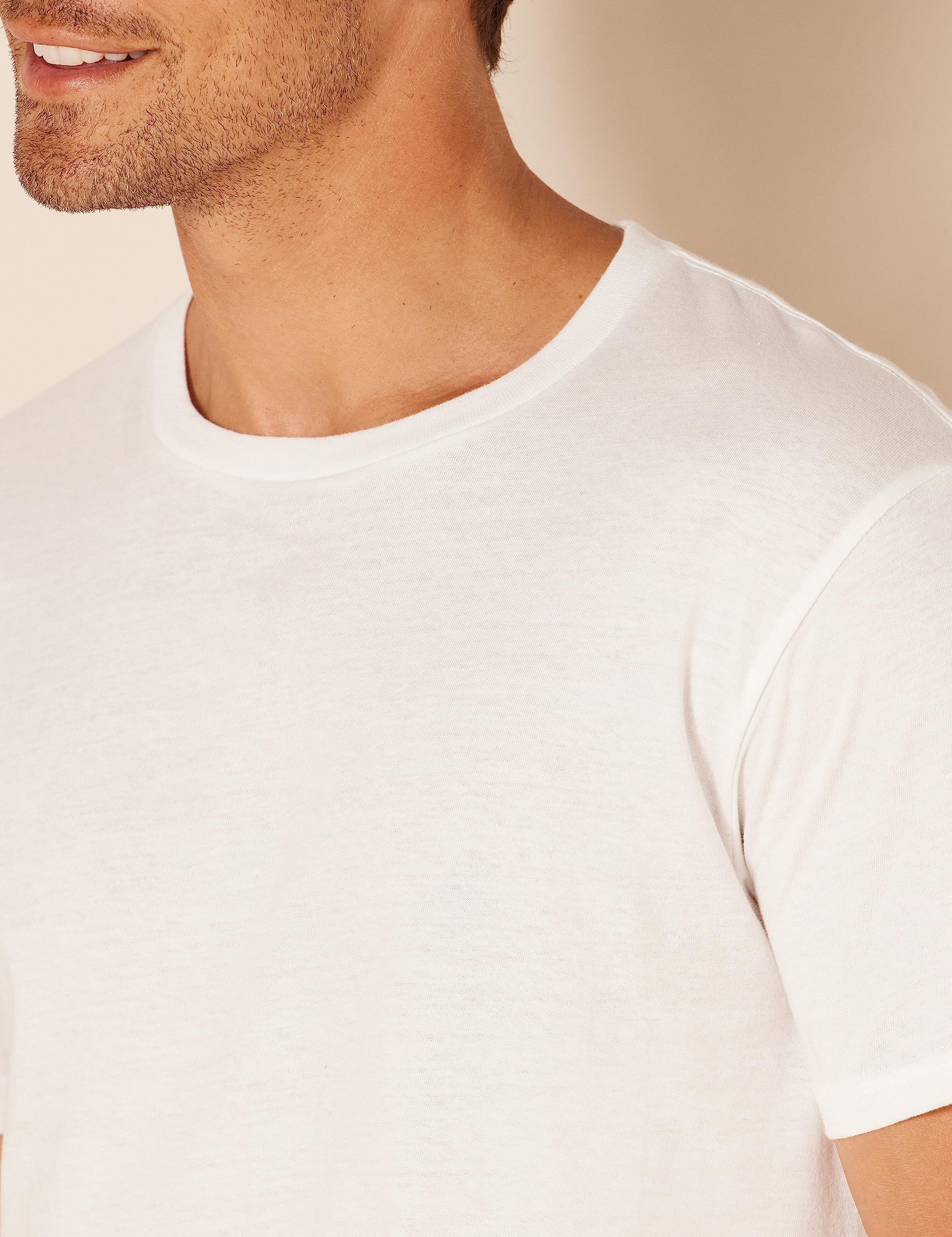 Amazon Essentials Men's Crew Neck T-Shirts 6-Pack - Soft Cotton Basic Tees for Casual Wear, Layering & Everyday Outfits - Black, White, Gray & More Colors