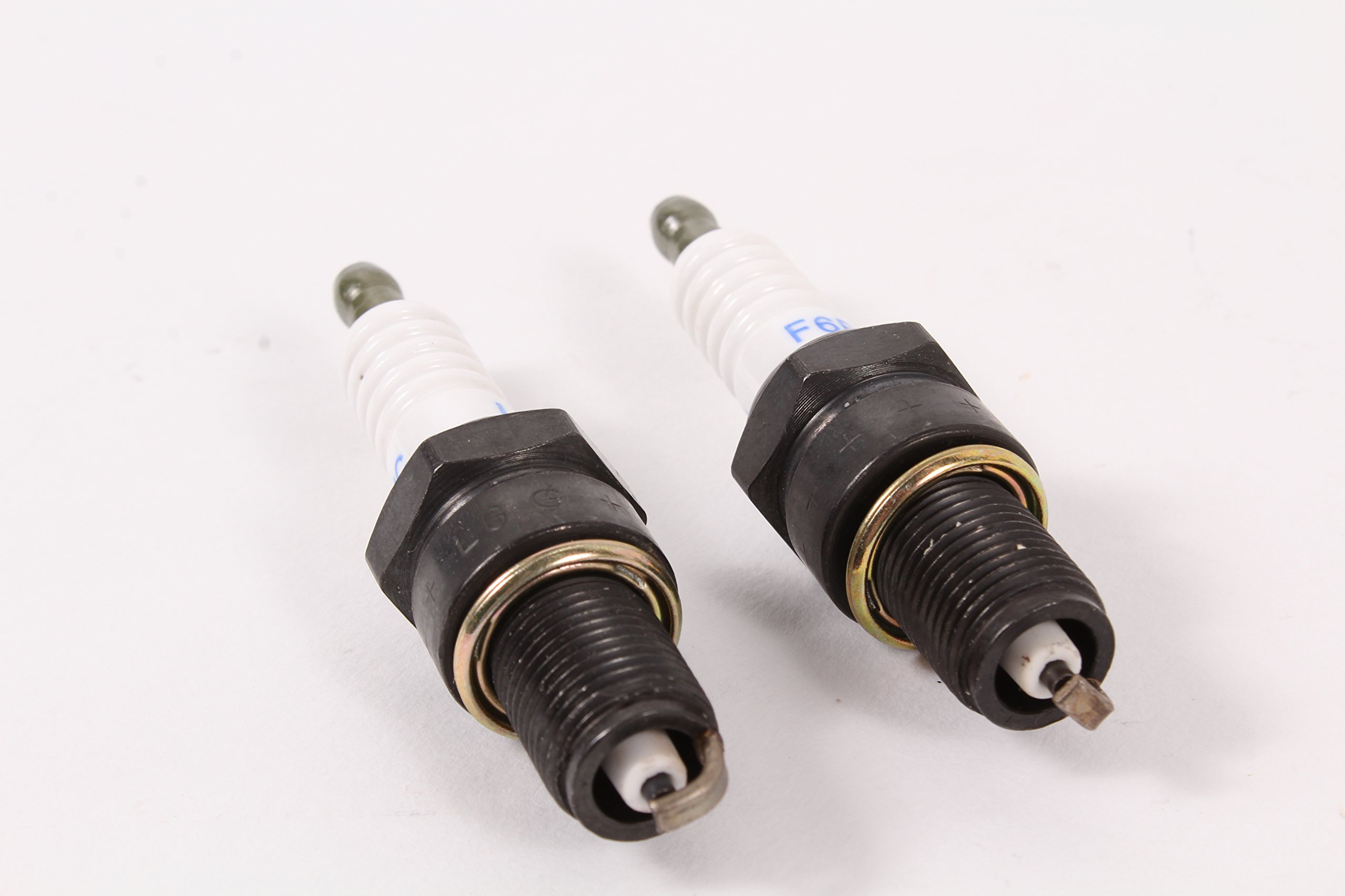 MTD 951-10292 Pack of 2 Spark Plugs (F6RTC) - Compatible with Lawn Mowers, Tractors & Small Engines - High Performance Ignition for Smooth Starts & Better Fuel Efficiency