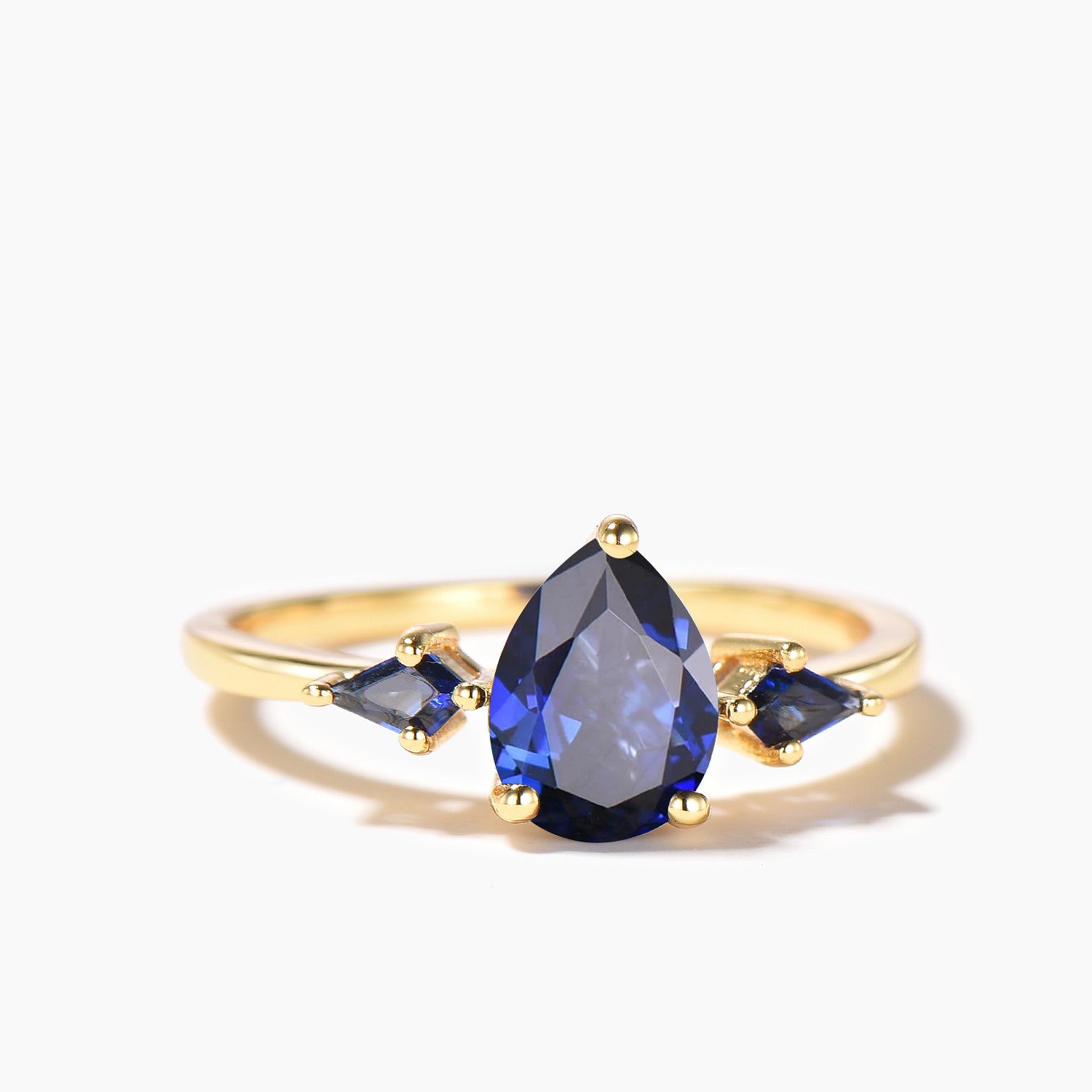 Elegant Teardrop Cut Blue Sapphire Three Stone Engagement Ring – Minimalist Wedding Band for Women | Perfect for Proposals, Anniversaries & Special Occasions