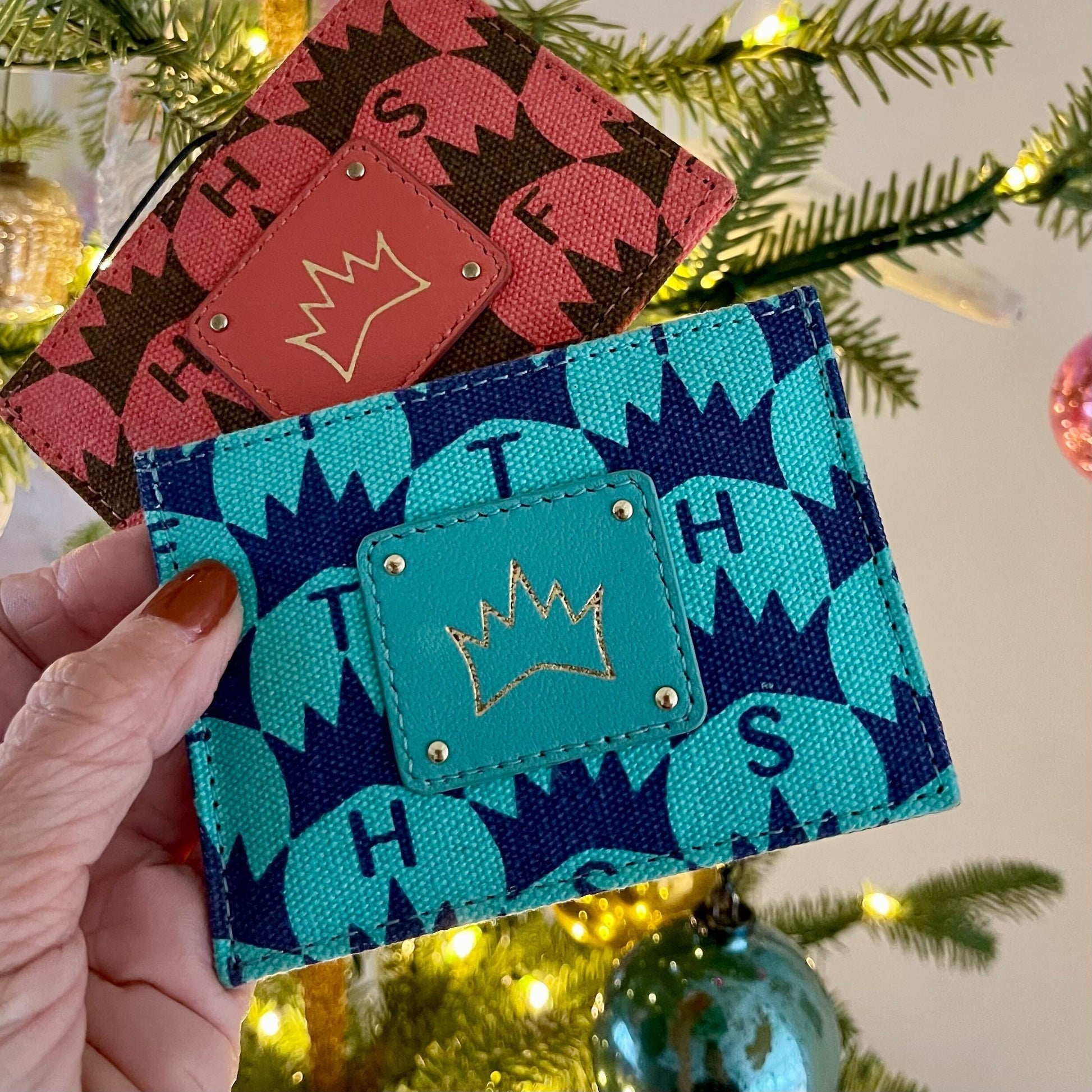 Premium Teal Crown Print Card Holder - Slim RFID Blocking Wallet for Credit Cards & IDs | Perfect for Travel, Business, and Everyday Use