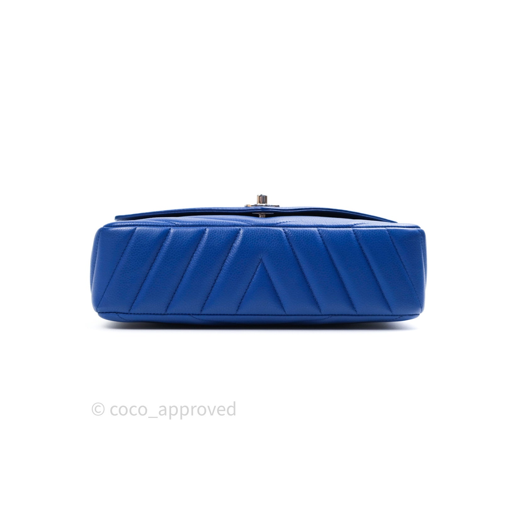 Chanel Chevron Quilted Medium Flap Bag in Blue Grained Calfskin Leather with Silver Hardware - Perfect for Evening Events & Luxury Fashion Accessories
