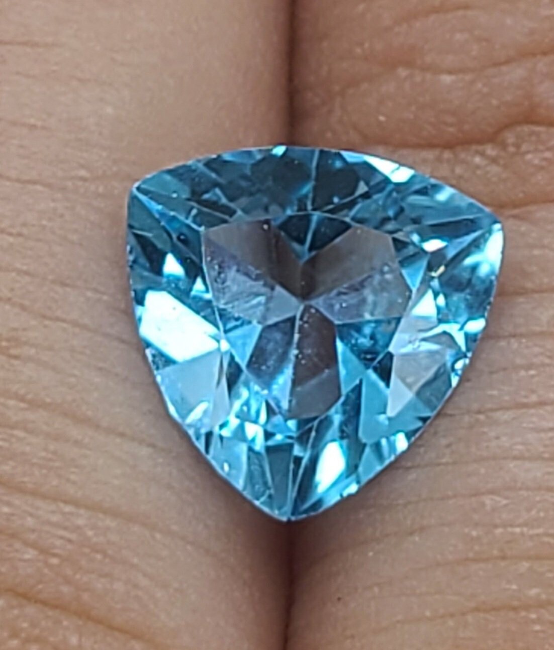3.255ct Natural African Swiss Blue Topaz Loose Gemstone - 9mm Trillion Cut, VVS Clarity, Eye-Clean, Vibrant Blue Color - Wholesale for Jewelry Making, Engagement Rings & Custom Designs
