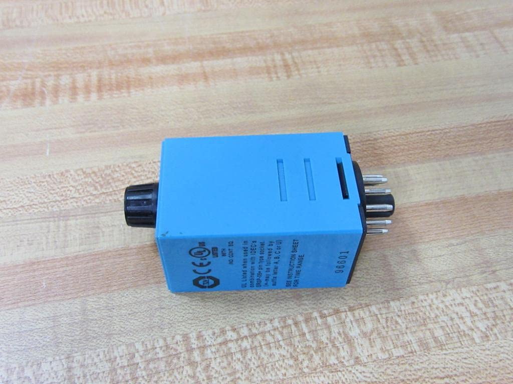 IDEC RTE-P2AF20 Electromechanical Multifunction Timer - Industrial Automation, HVAC, and Electrical Control Systems