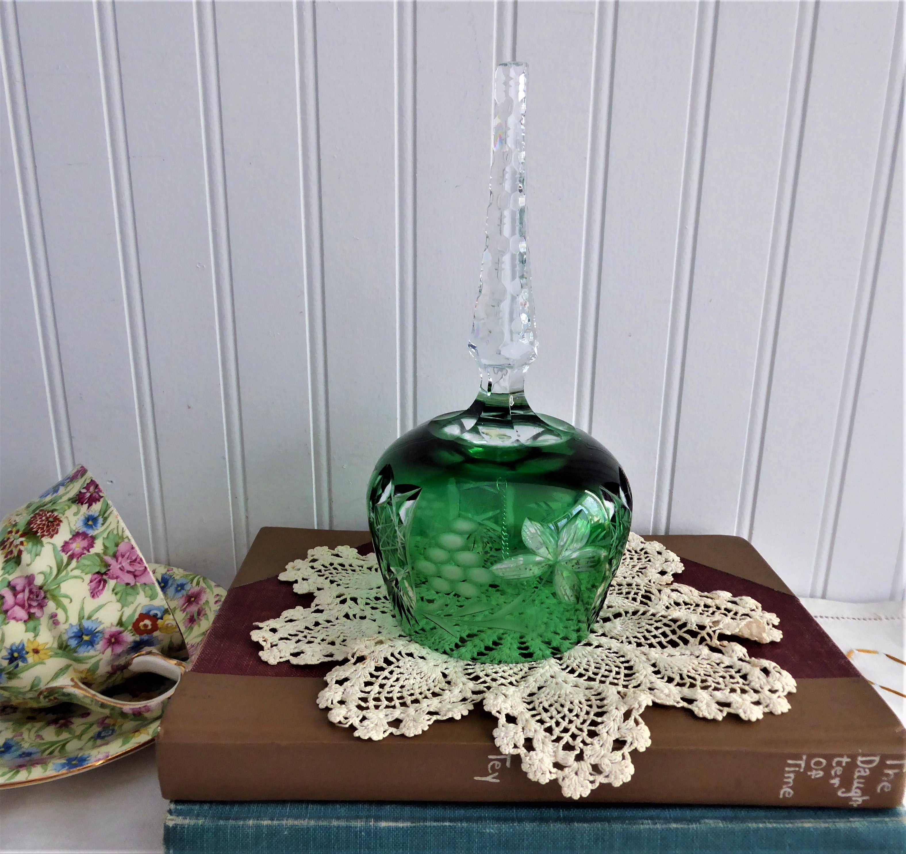 Vintage 1980s Czech Bohemian Green Lead Crystal Hostess Bell with Spire Handle & Cut Grapes Leaves Design - Perfect for Antique Collectors, Home Decor, and Elegant Dinner Parties