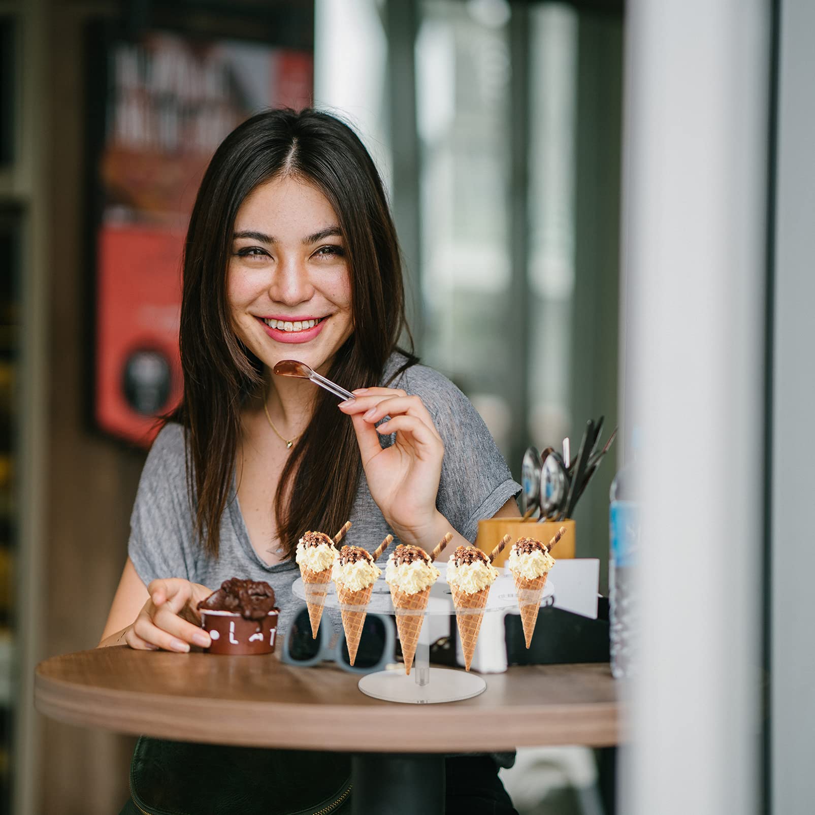 Cabilock 16-Slot Acrylic Ice Cream Cone Stand - Cupcake & Dessert Display Holder for Parties, Snow Plastic Serving Tray, Sushi & Snack Organizer - Perfect for Ice Cream Shops, Bakeries & Catering Events
