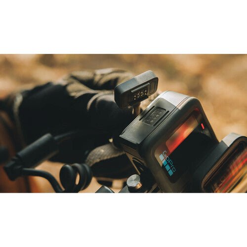GoPro Hero Contact Camera - 4K Ultra HD Waterproof Action Camera for Vlogging, Sports & Adventure - Perfect for Surfing, Skiing, Cycling & Travel Videos