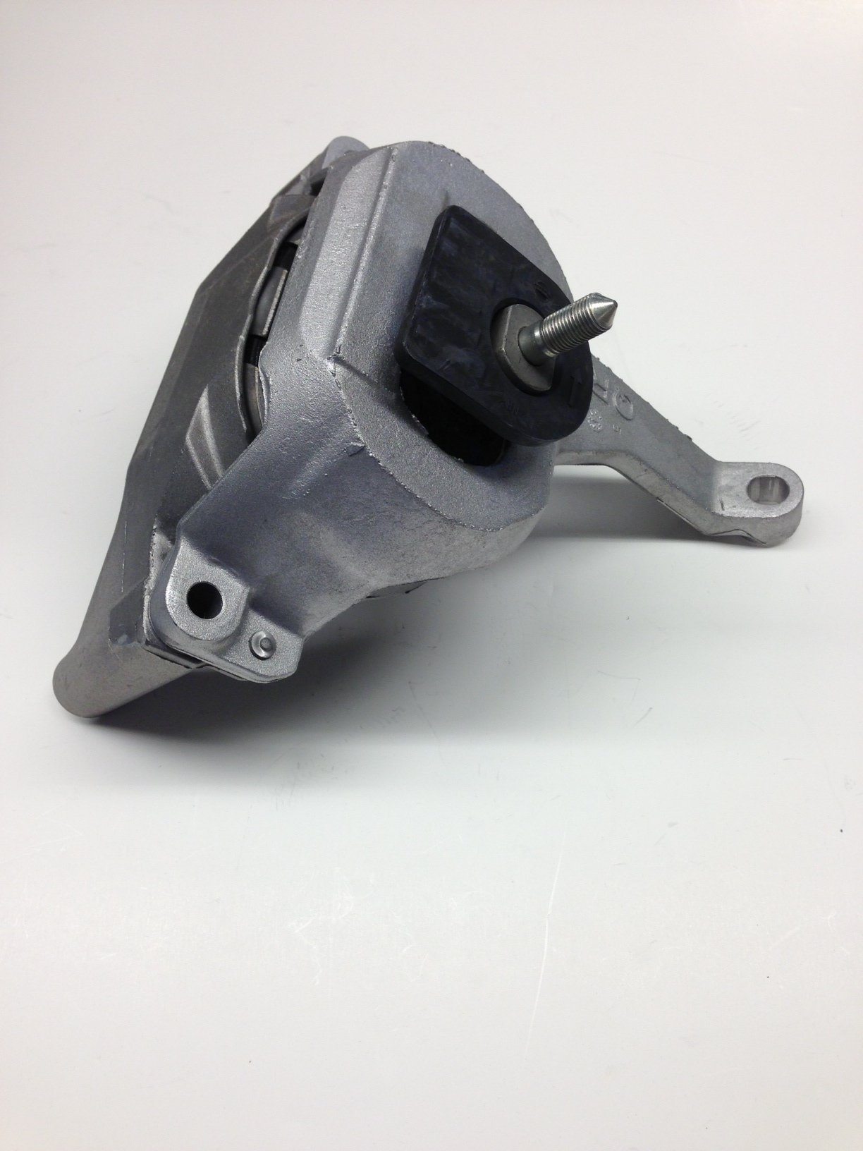 Nissan 11210-JA000 Side Mount Bracket - Genuine OEM Replacement Part for Nissan Vehicles | Perfect for Altima, Sentra & More | Durable Engine Component for Smooth Performance