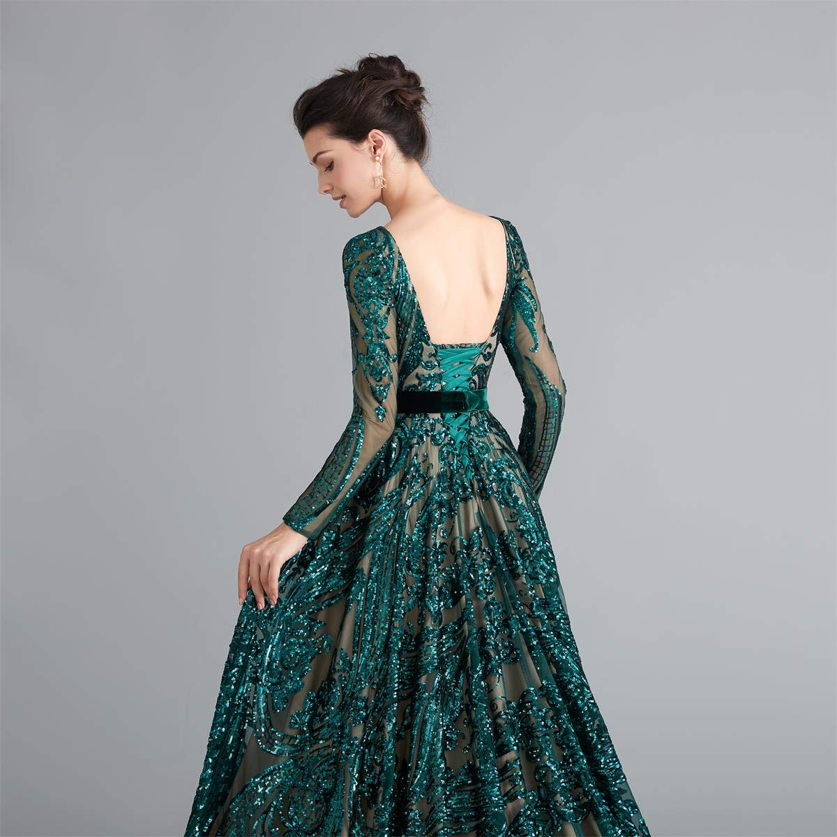 Elegant Women's Sequin Long Sleeve Formal Evening Dress with Chapel Train - Luxury Prom Party Gown for Weddings, Galas & Special Occasions