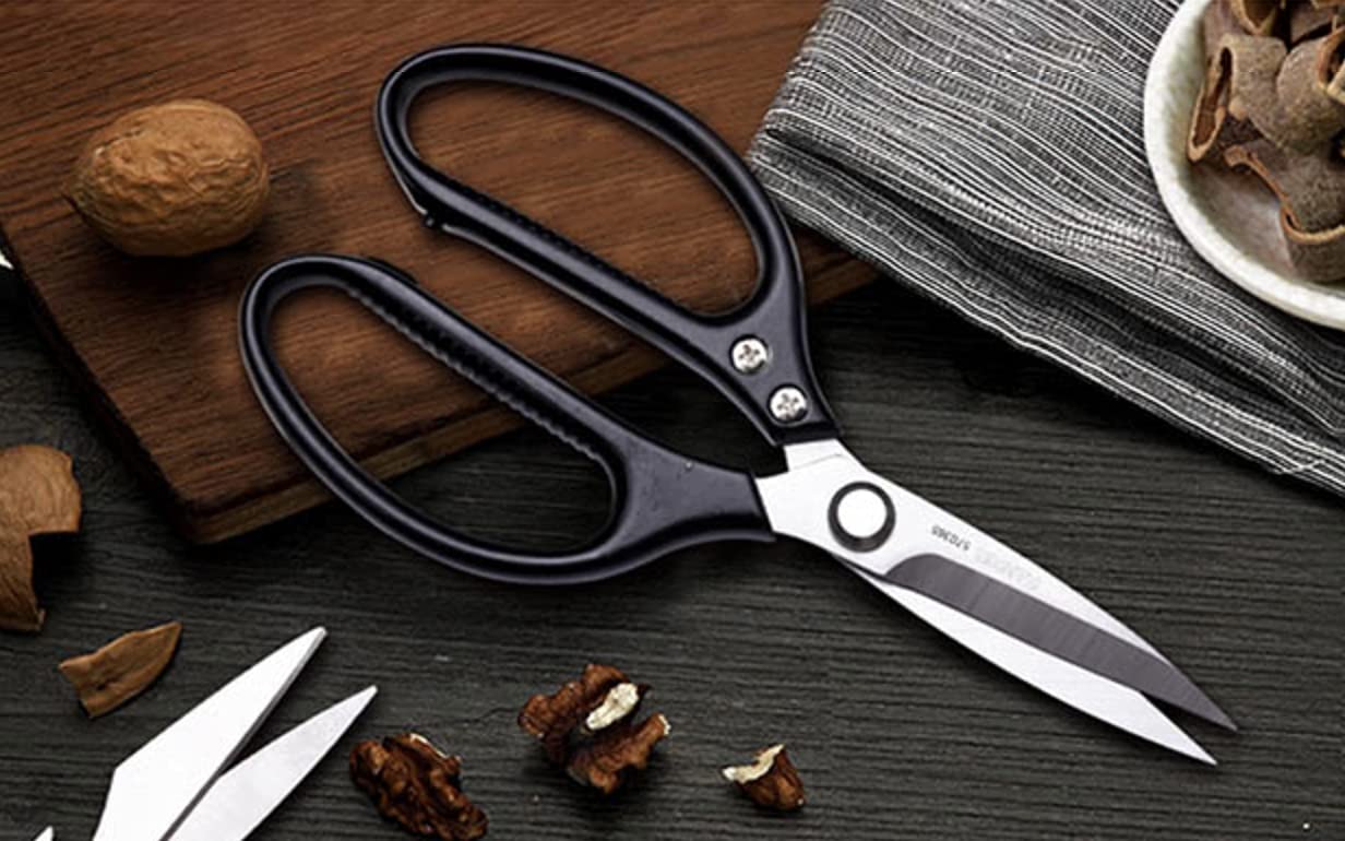 Edward Heavy Duty Stainless Steel Kitchen Scissors - Multi-Purpose Cooking Shears for Meat, Herbs, Poultry & Vegetables - Dishwasher Safe Black Scissors (1-Pack) - Perfect for Meal Prep, Butchering & Food Processing