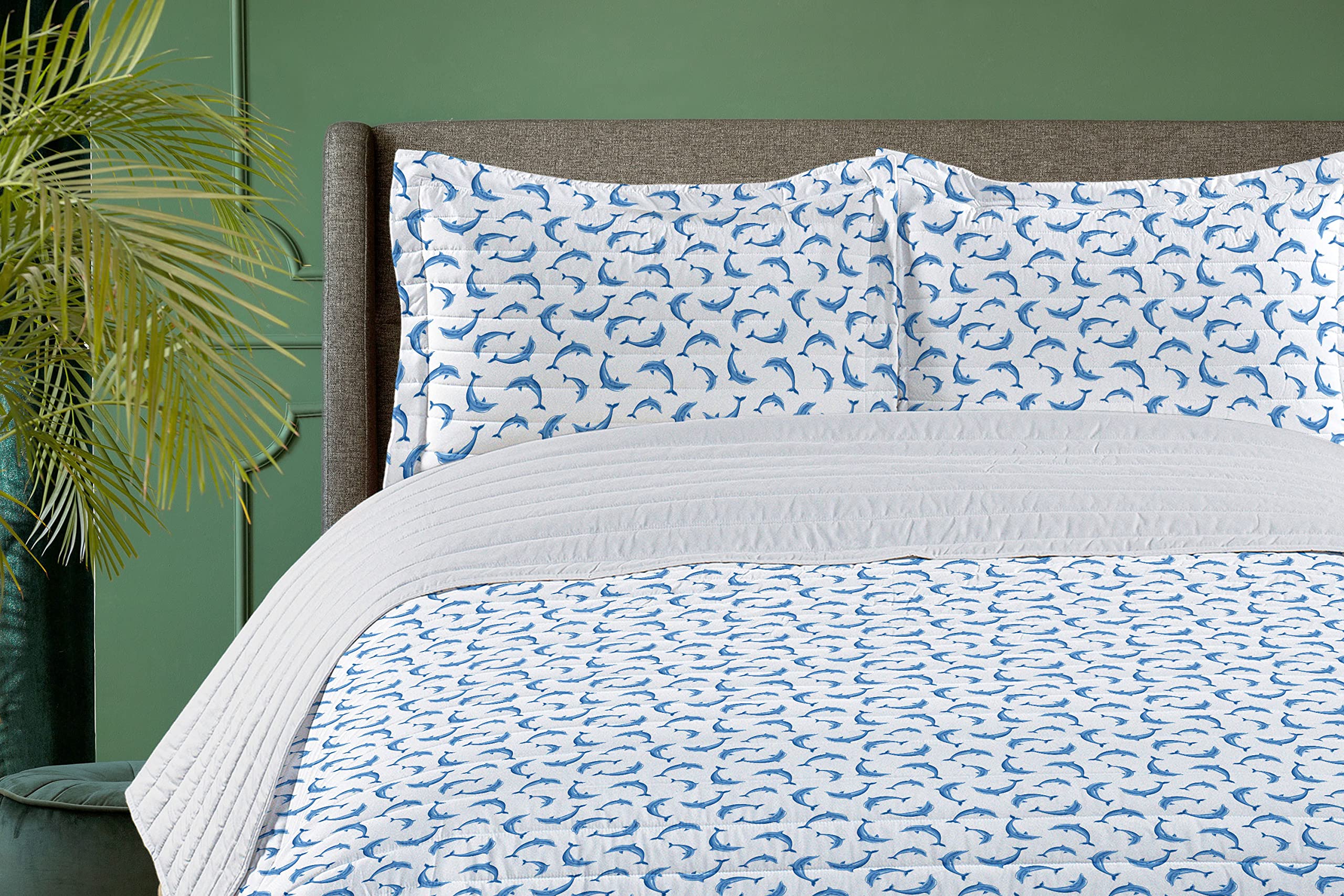 Ambesonne King Size Microfiber Bedspread Set with Dolphin Marine Wildlife Pattern - Soft Blue & White Comforter with Pillow Shams | Perfect for Beach House Decor, Ocean Theme Bedroom, or Nautical Gift Idea