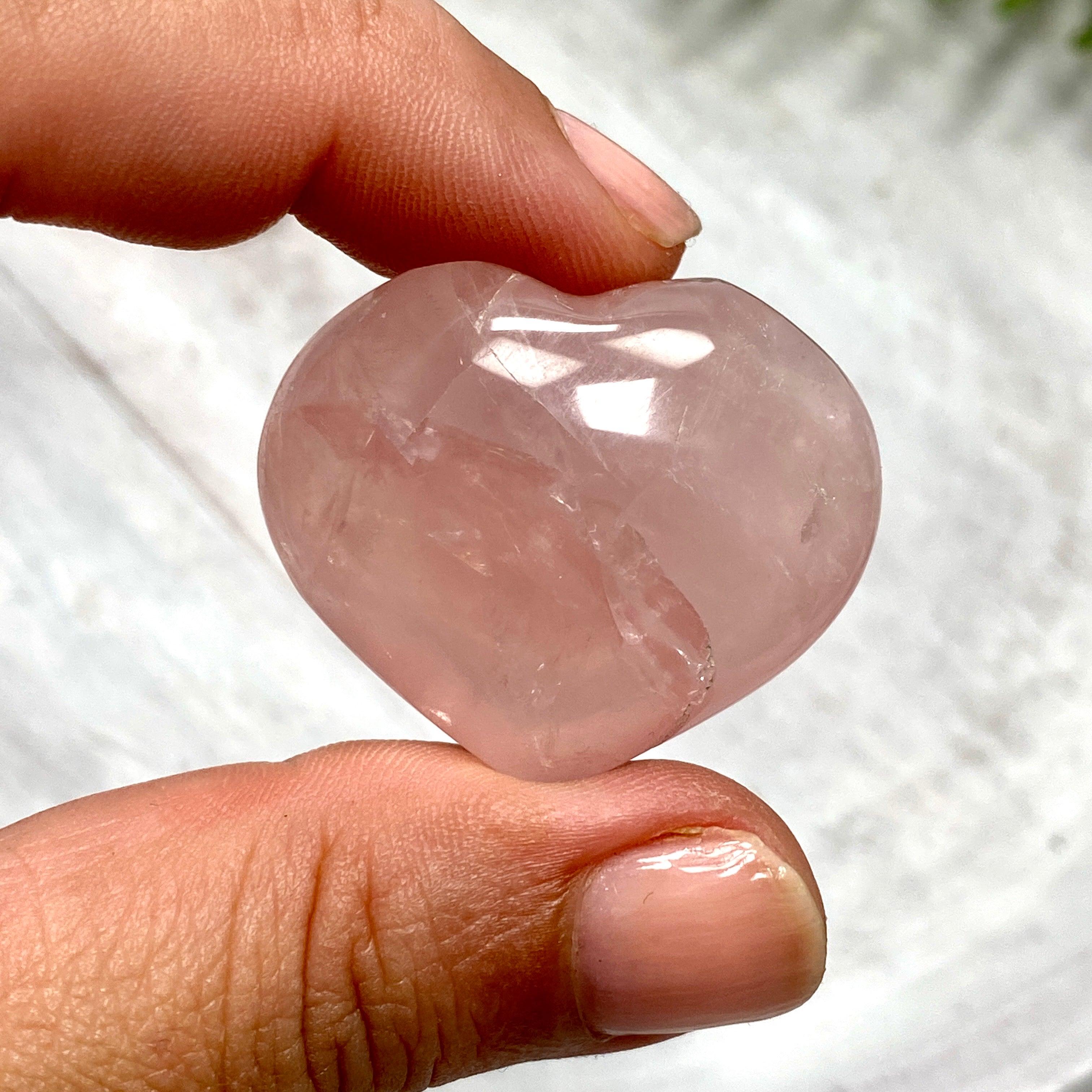 Natural Rose Quartz Heart Stone - Healing Crystal for Love & Positivity - Perfect for Meditation, Gifts & Home Decor