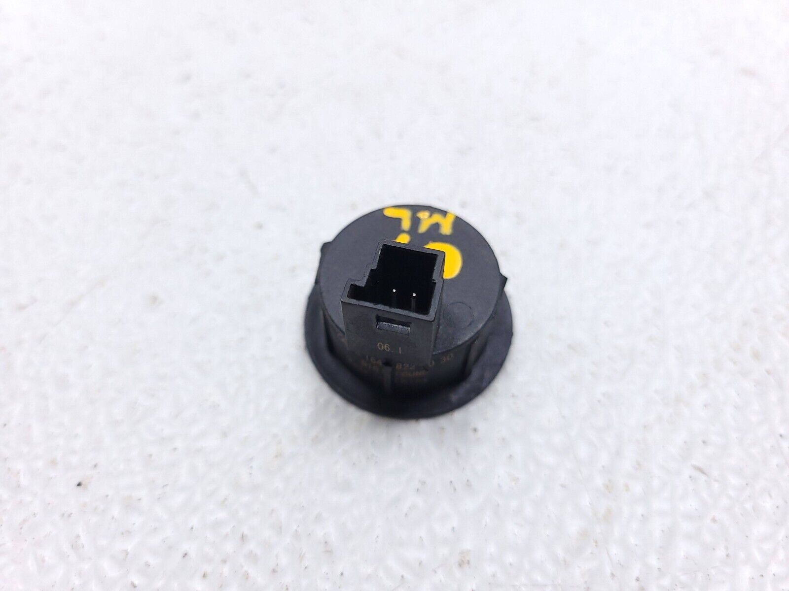 06-11 Mercedes ML500 OEM Warning Buzzer Siren Speaker A1648220030 - Replacement Alarm for Mercedes-Benz SUV - Perfect for Vehicle Security & Emergency Alert Systems