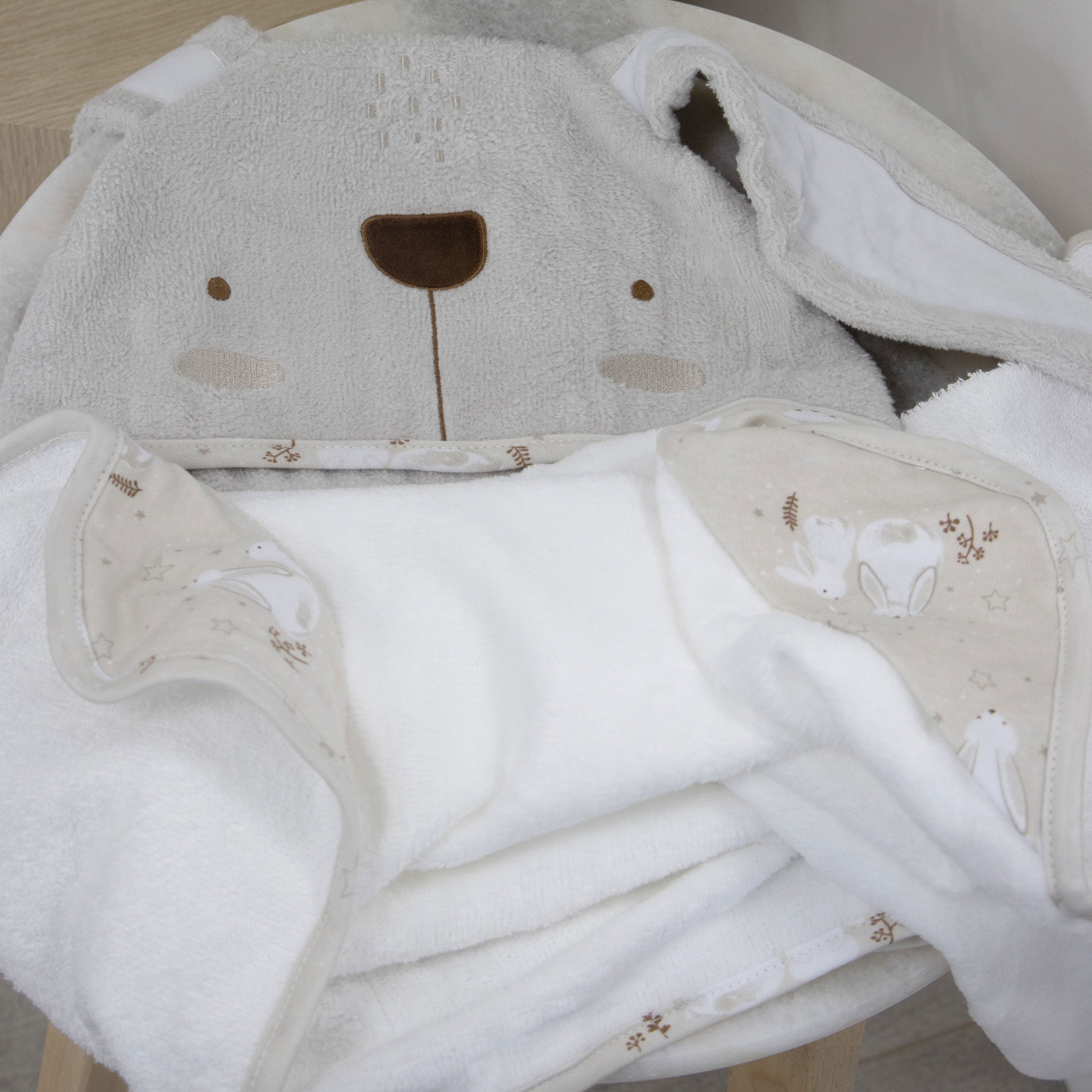 Bunny Dreams Hooded Bath Towel for Kids - Soft & Absorbent Bunny-Themed Bathrobe with Ears - Perfect for Bath Time, Swimming, and Cozy Lounging