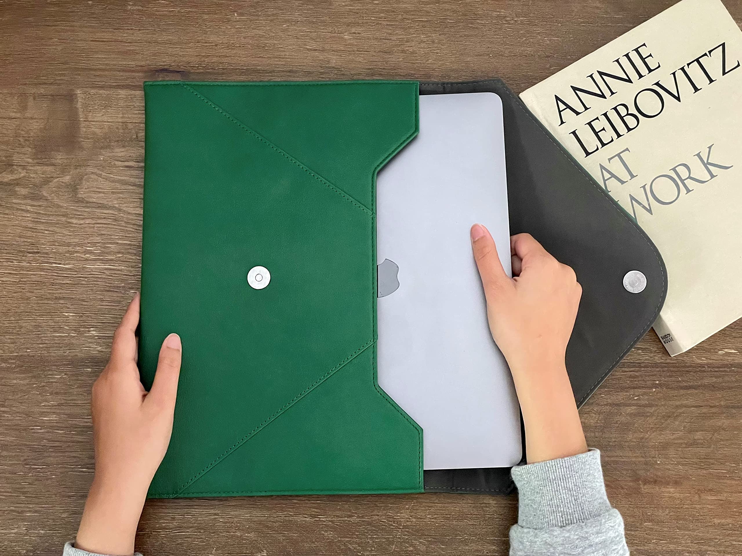 14 Inch Laptop Sleeve for Women - Shockproof Chromebook & Microsoft Laptop Case with Pen Holder & Pocket - Perfect Travel Bag & Birthday Gift for Her (Hunter Green) - Ideal for Work, School & Business Trips