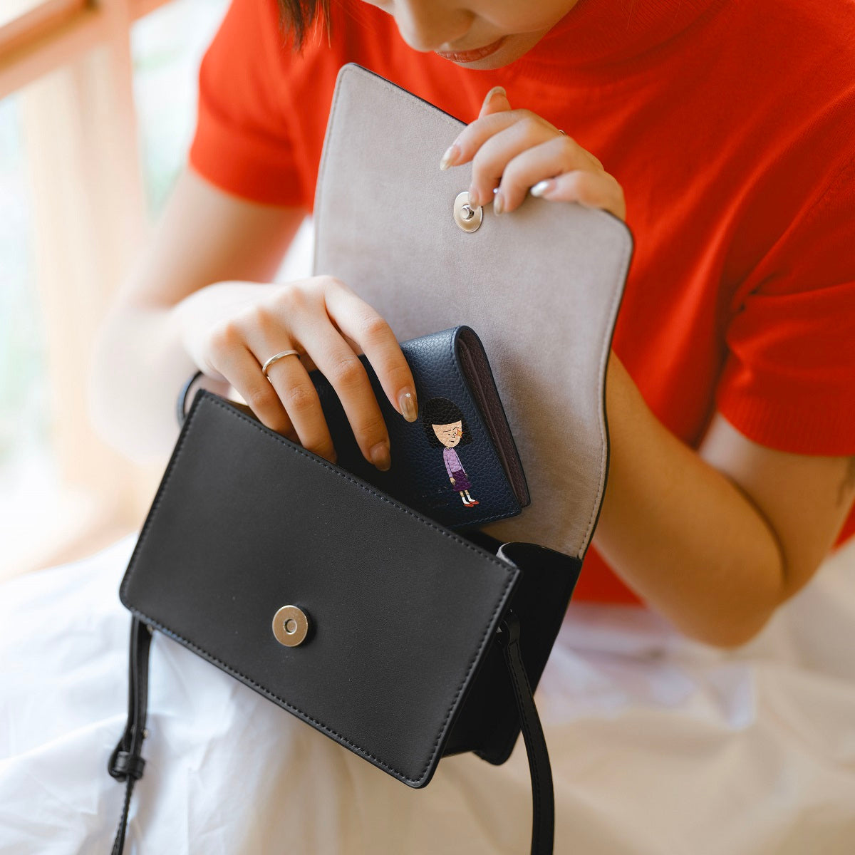 Samuel Ashley x Chibi Maruko Chan Genuine Leather Bifold Wallet for Men & Women - Perfect for Everyday Use, Travel & Gift Giving