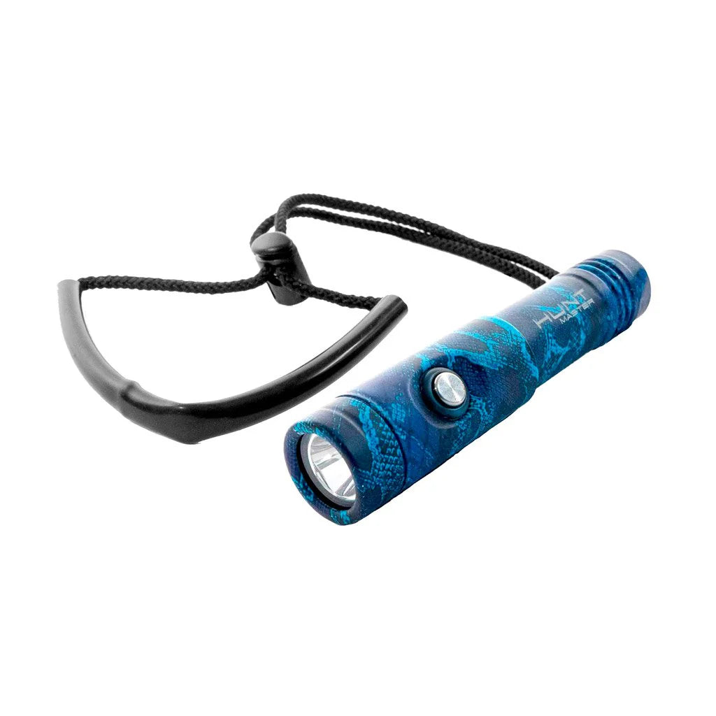 Hunt Master Halo Dive Torch 1050 Lumens - Waterproof Flashlight for Scuba Diving & Night Hunting (Camo/Black) | Perfect for Underwater Exploration & Outdoor Adventures