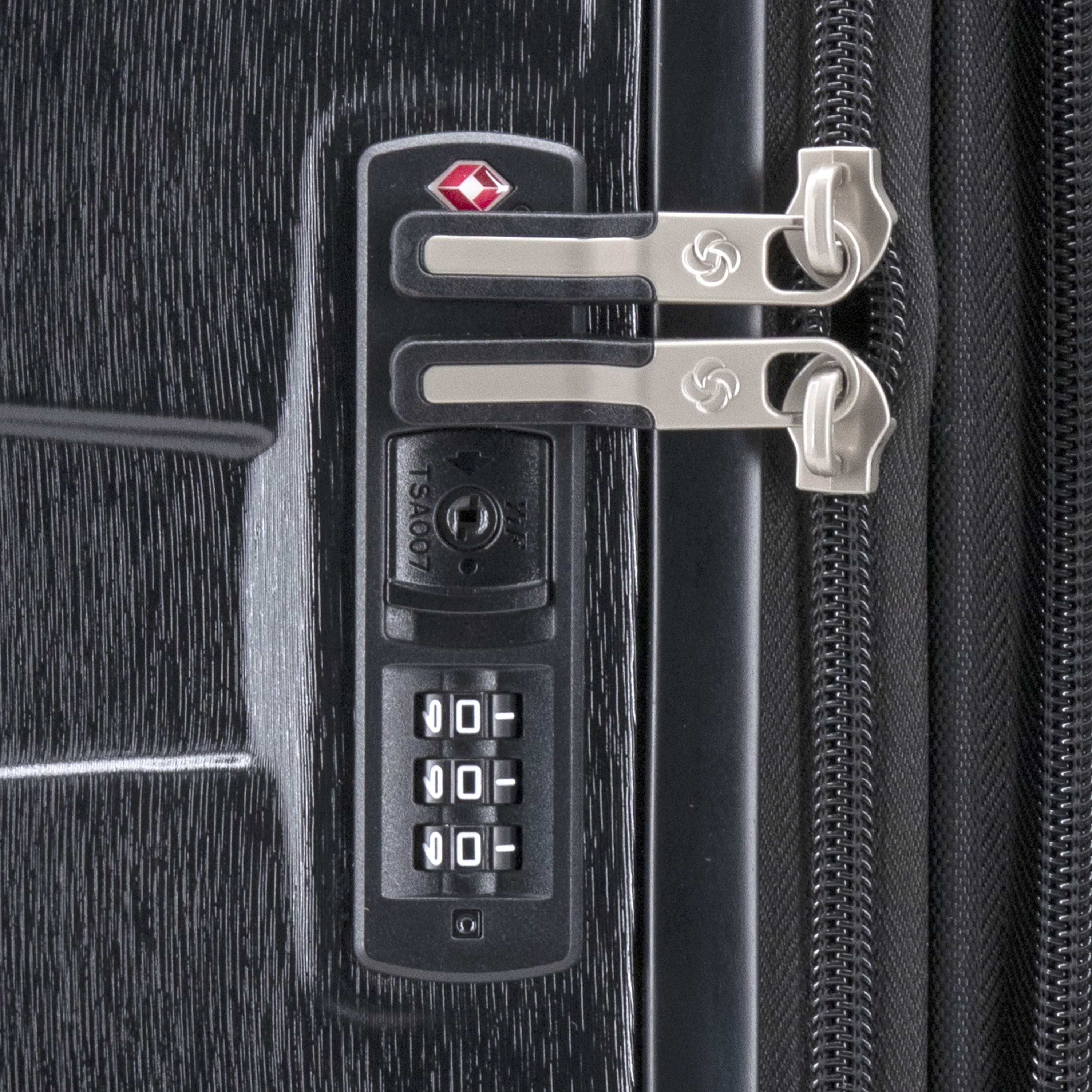 Samsonite Ziplite 6 Spinner Large Expandable Suitcase - 28