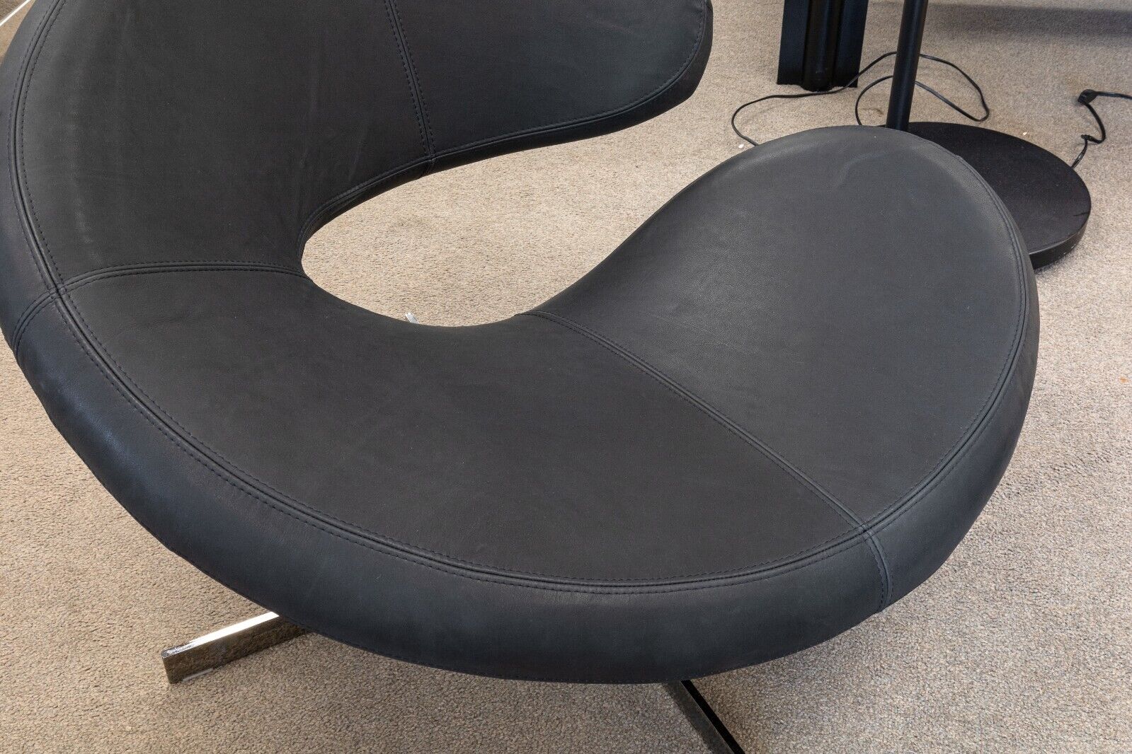 Roche Bobois Nuage 2 Leather Accent Chair by Tapinassi and Manzoni - Modern Chrome & Leather Lounge Chair for Living Room, Office, or Reading Nook - Stylish Contemporary Seating Furniture