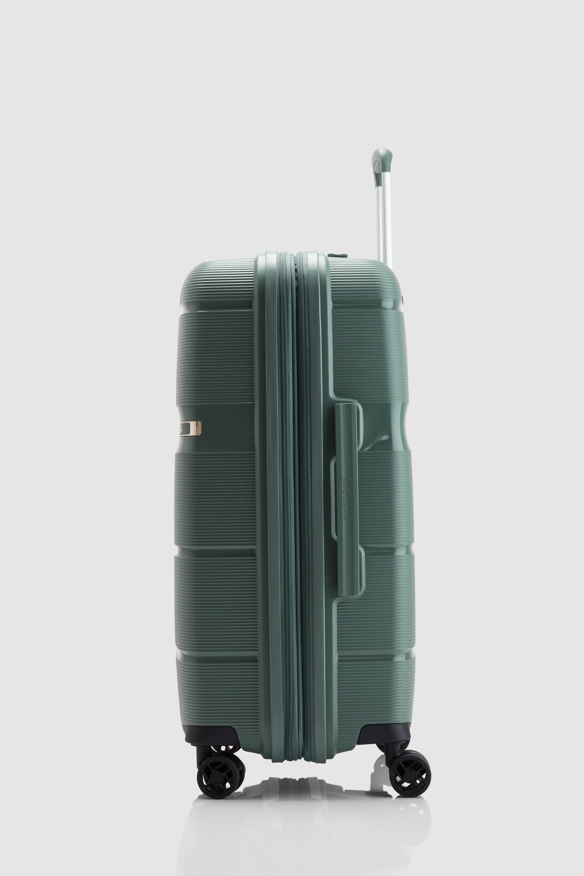 American Tourister Linex 3-Piece Luggage Set (3223698) - Lightweight Spinner Suitcase for Travel, Business & Vacation - Carry-On, Medium & Large Check-In Bags