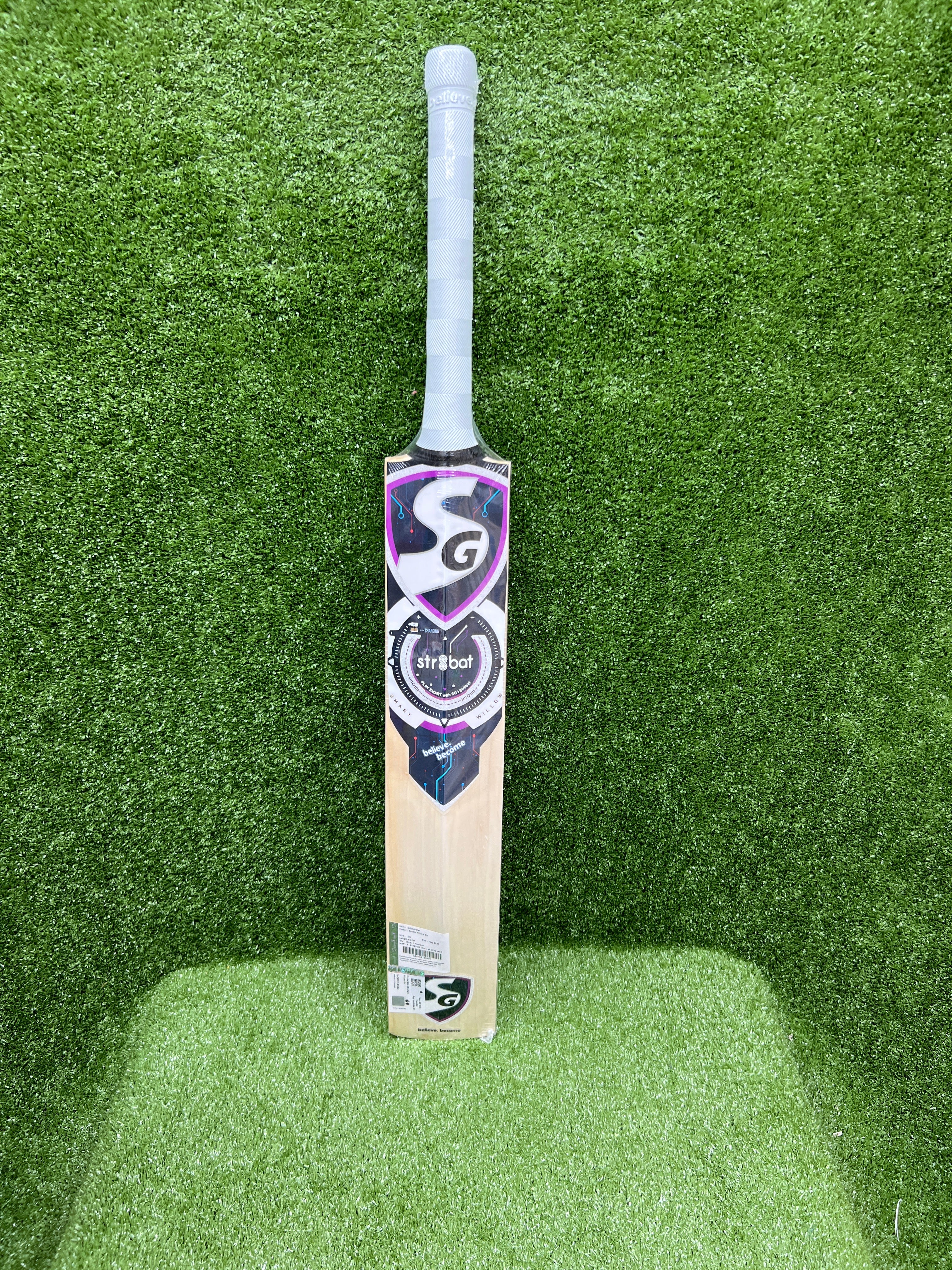 Premium SG Smart English Willow Cricket Bat - Lightweight & Durable for Professional Matches & Training - Perfect for Cricket Enthusiasts & Club Players