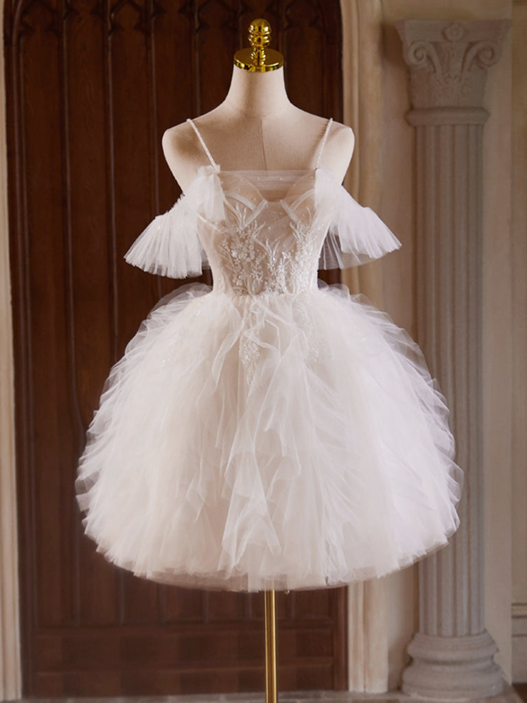 Elegant Light Champagne Short Prom Dress with Tulle Lace & Beads - Ball Gown for Homecoming, Cocktail Parties & Special Occasions