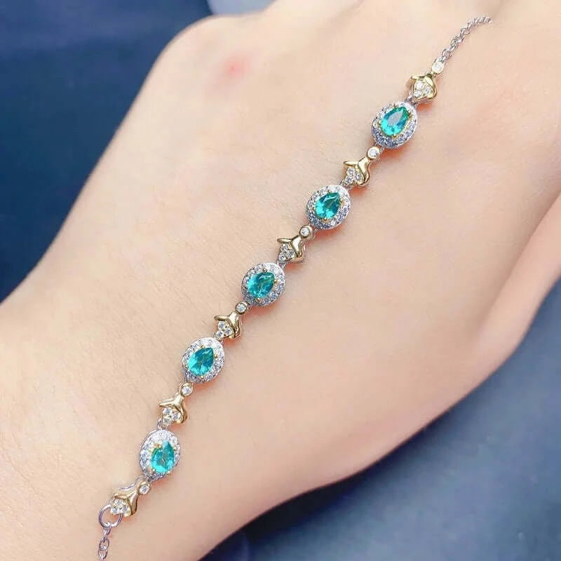 18K Platinum Green Topaz Scorpio Zodiac Bracelet for Women - Elegant Birthstone Jewelry Gift for Scorpio Birthday, Anniversary & Special Occasions | Perfect for Everyday Wear, Parties & Formal Events