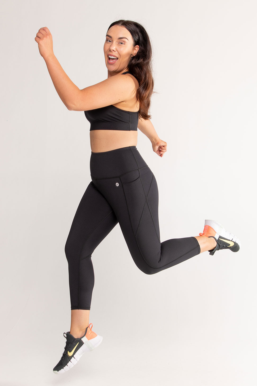 Training Pocket Move 7/8 Leggings for Women - Black | High-Waisted Workout Yoga Pants with Side Pockets | Perfect for Gym, Running & Lounge Wear