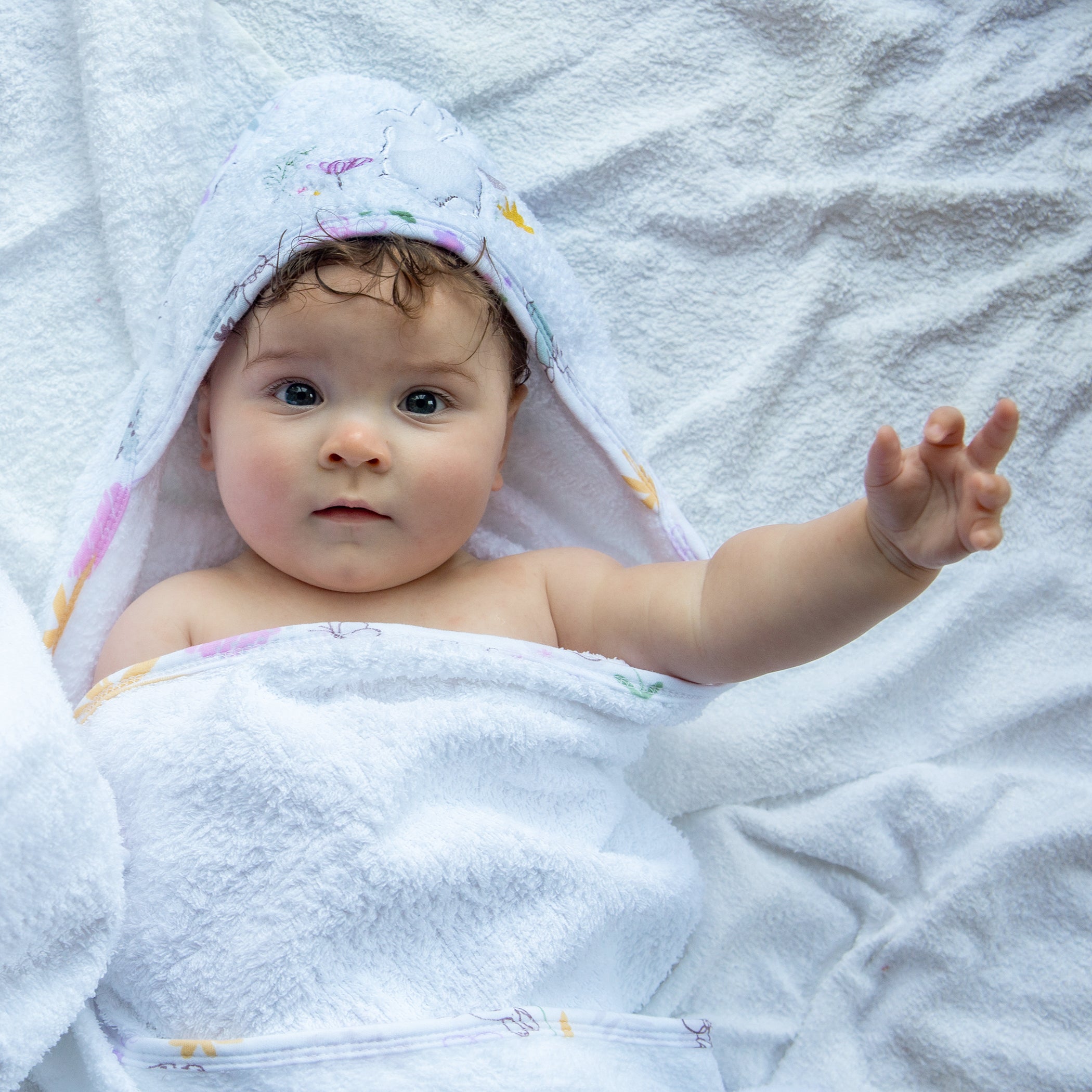 Peter Rabbit 'New Adventure' Hooded Towel for Kids - Soft Pink Baby Bath Towel with Hood for Toddlers & Infants - Perfect for Bath Time, Swimming, and Beach Outings