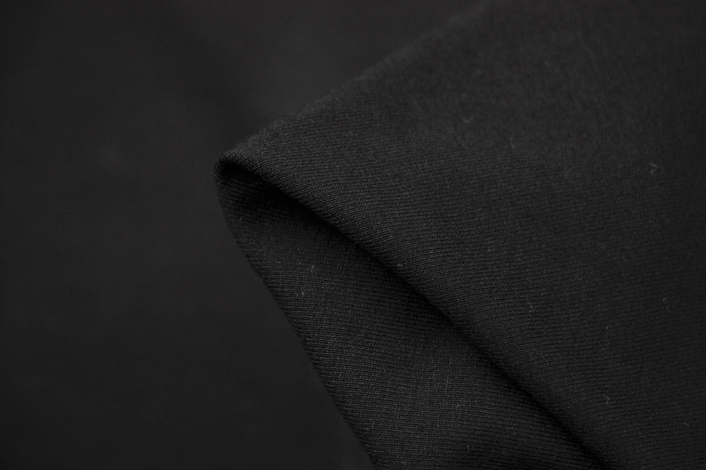 Premium Black Jersey - Comfortable & Breathable for Sports & Casual Wear - Perfect for Football, Basketball & Everyday Outfits
