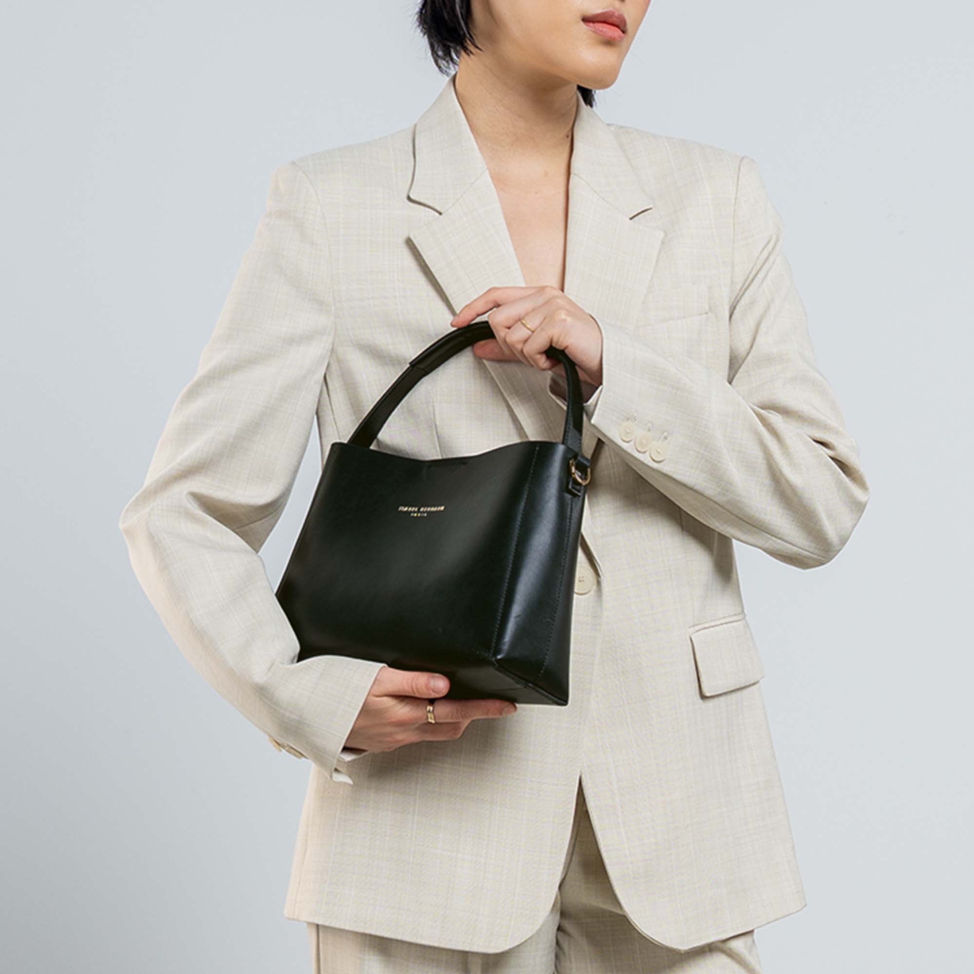 Montmartre Béatrice Midi Black Vegetable-Tanned Leather Handbag for Women | Stylish Crossbody Purse for Work, Travel & Everyday Use