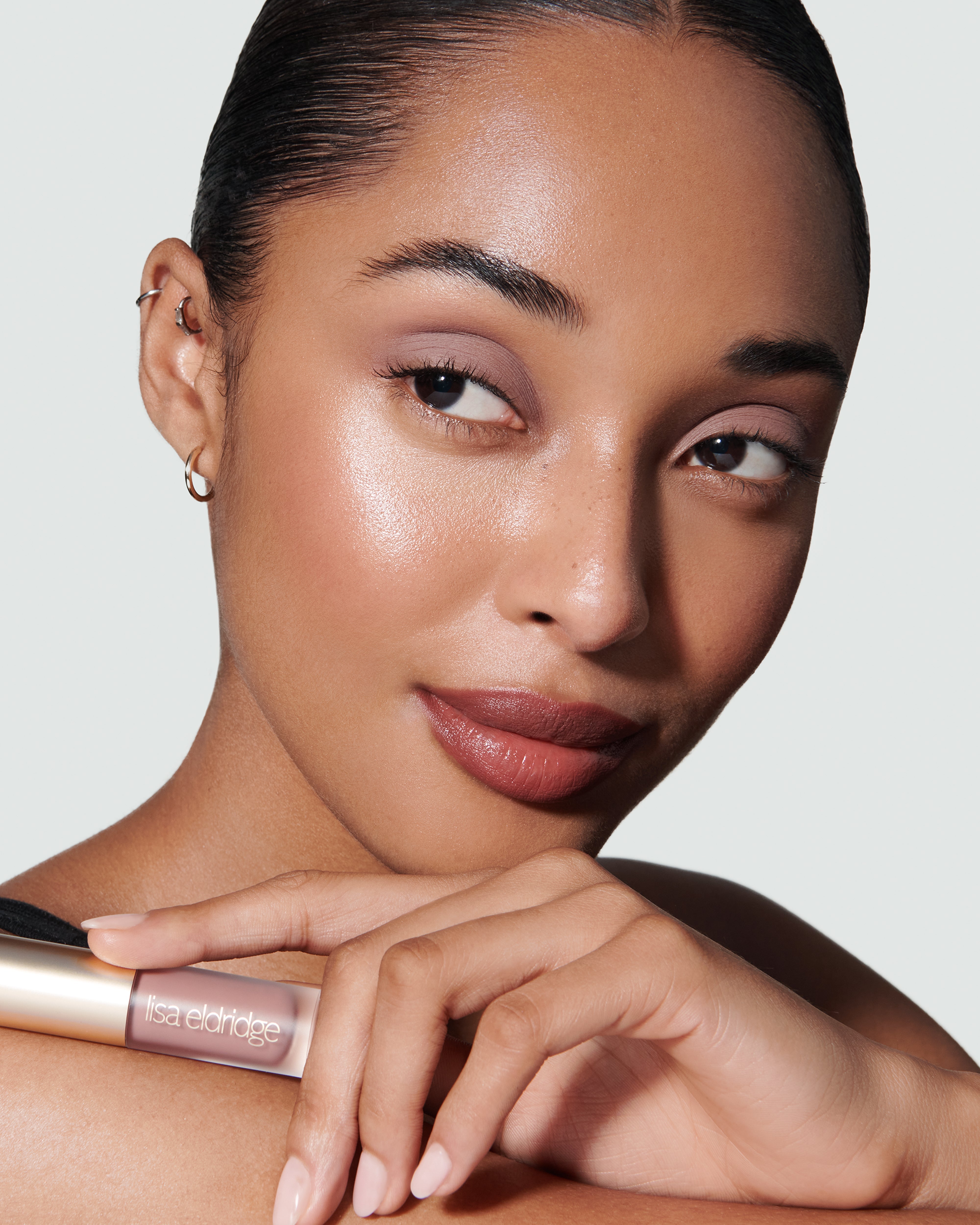 Liquid Silk Liquid Eyeshadow by Ione - Long-Lasting, Smudge-Proof Eye Makeup for Day & Night Wear | Perfect for Parties, Weddings & Special Occasions