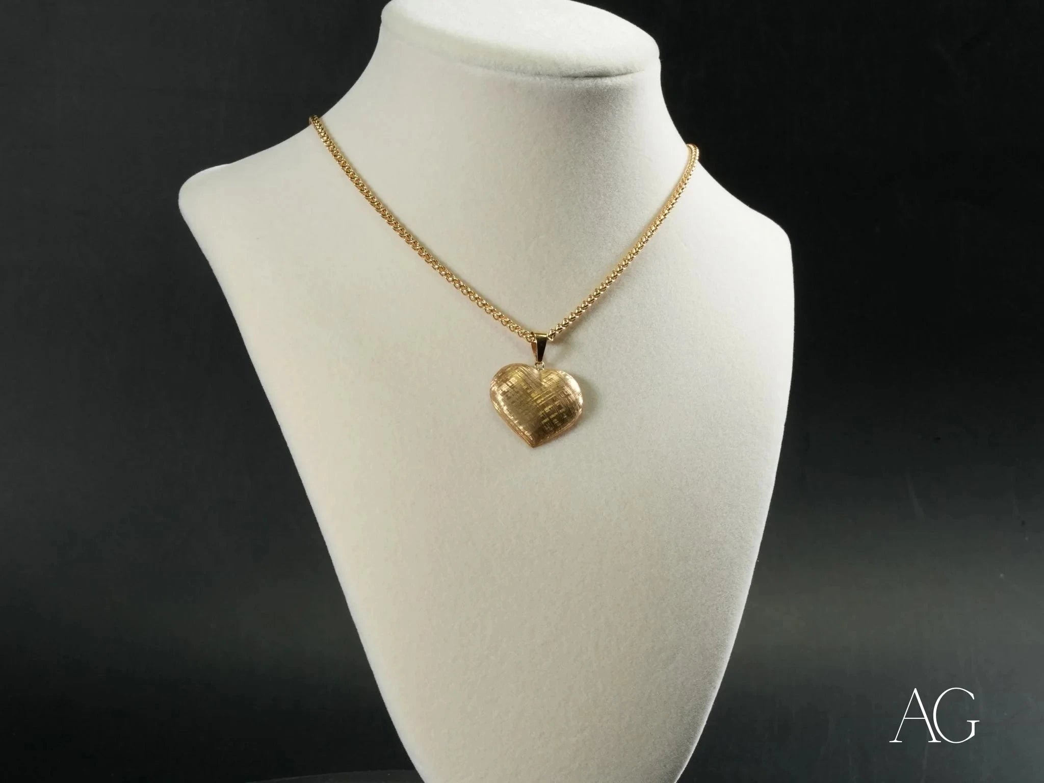 Golden Heart Pendant Necklace for Women - 14K Gold Plated Romantic Jewelry Gift for Valentine's Day, Anniversary & Special Occasions