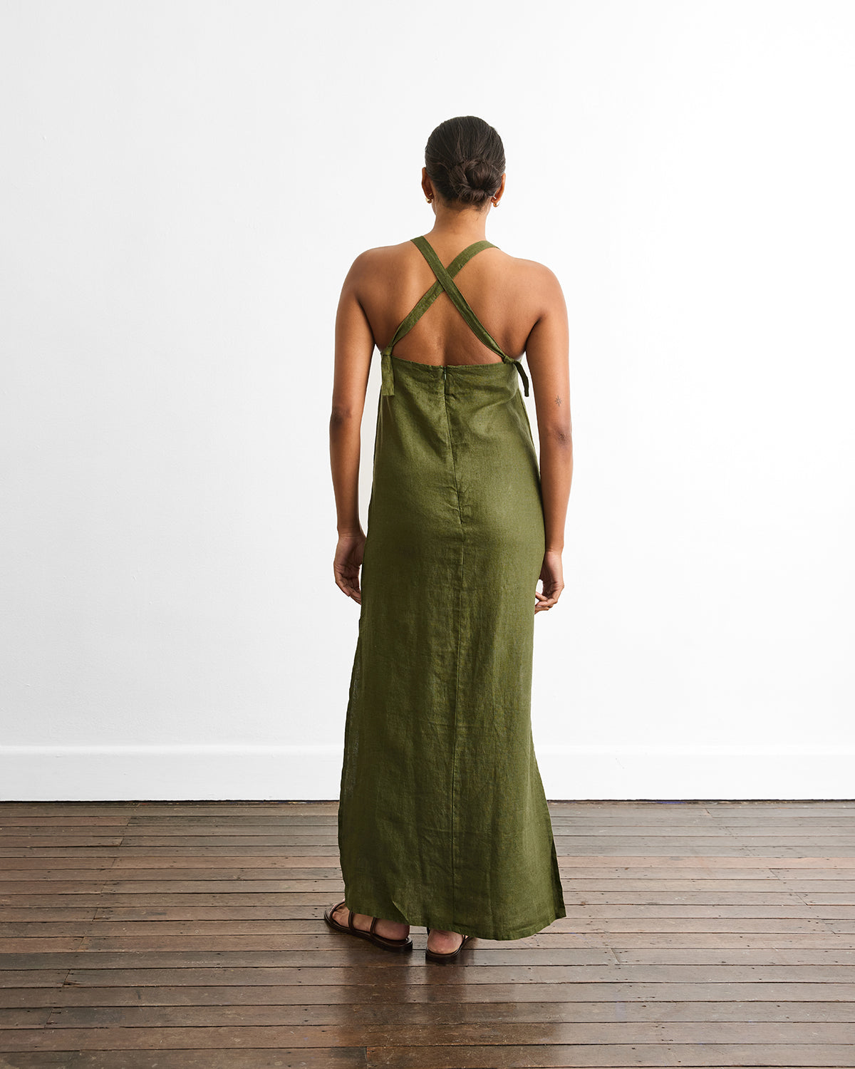 Boulevard Linen Maxi Dress in Olive - Flowy Summer Dress for Women, Beach Cover Up, Boho Chic Outfit for Vacation & Casual Wear