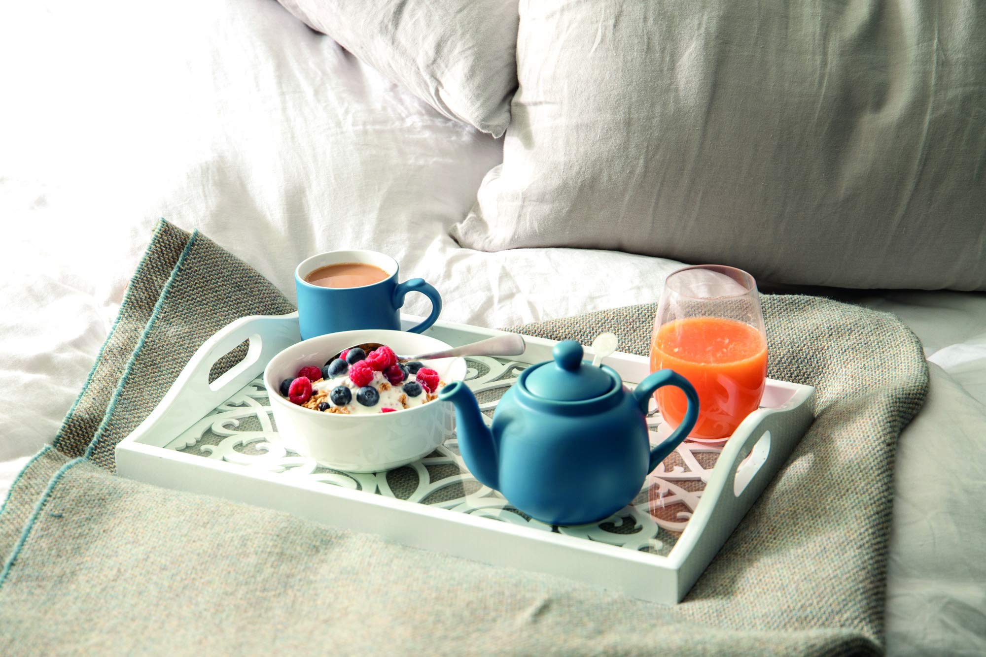 Nordic Blue Ceramic Farmhouse Teapot with Infuser - 2 Cup (600ml) Capacity, Gift Box Included - Perfect for Afternoon Tea, Gifts & Home Decor