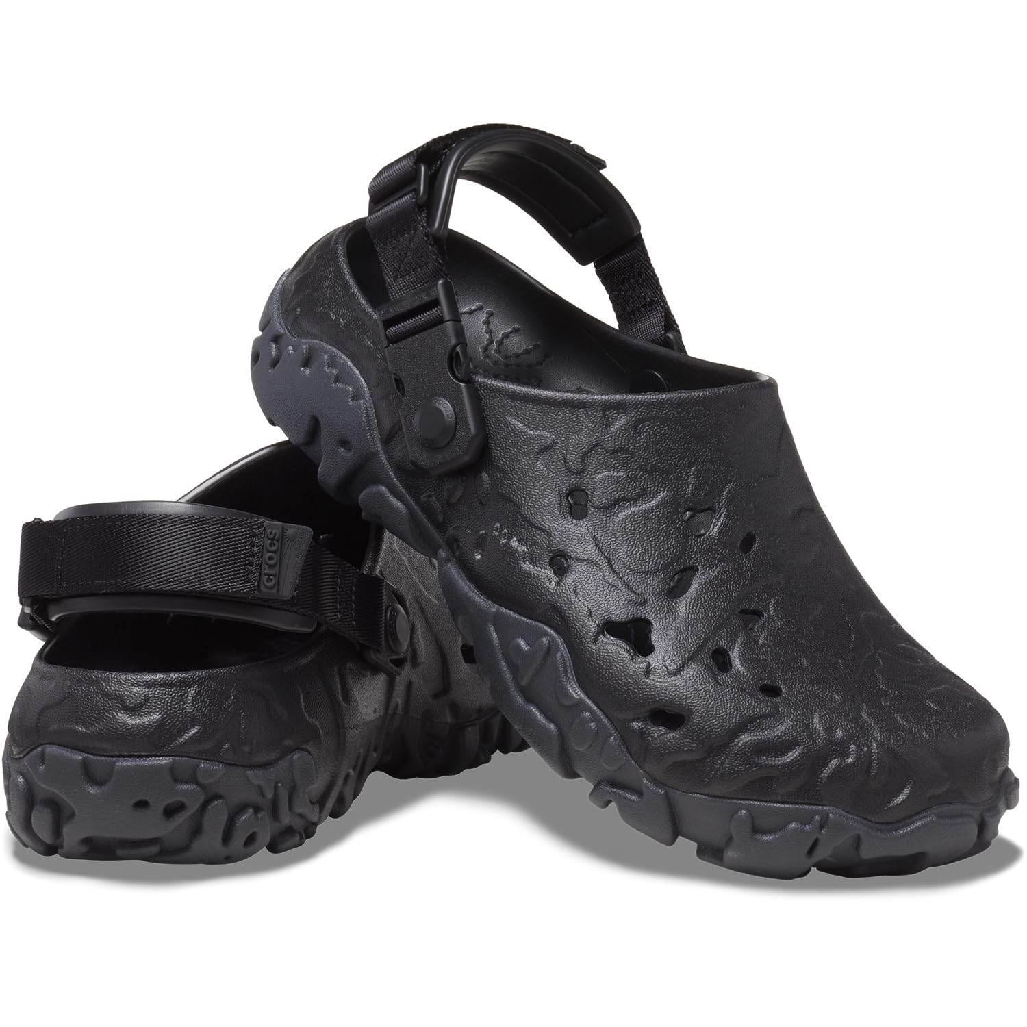 Crocs Unisex-Adult All-Terrain Atlas Clog - Comfortable Slip-Resistant Water Shoes for Hiking, Gardening & Outdoor Activities