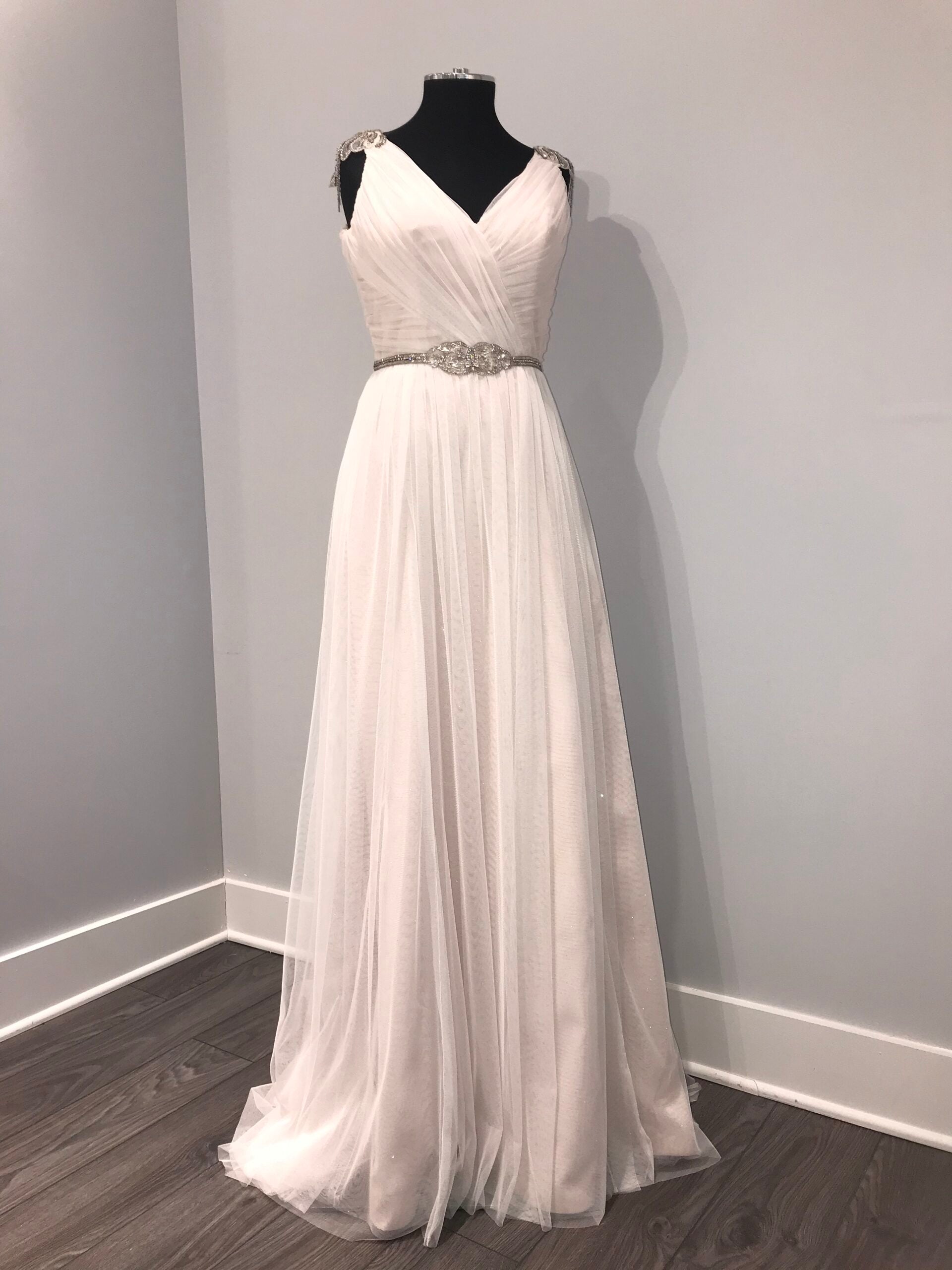 Hayley Paige BLUSH Giada 1501 Sample Wedding Gown - Elegant Bridal Dress for Prom, Formal Events & Special Occasions