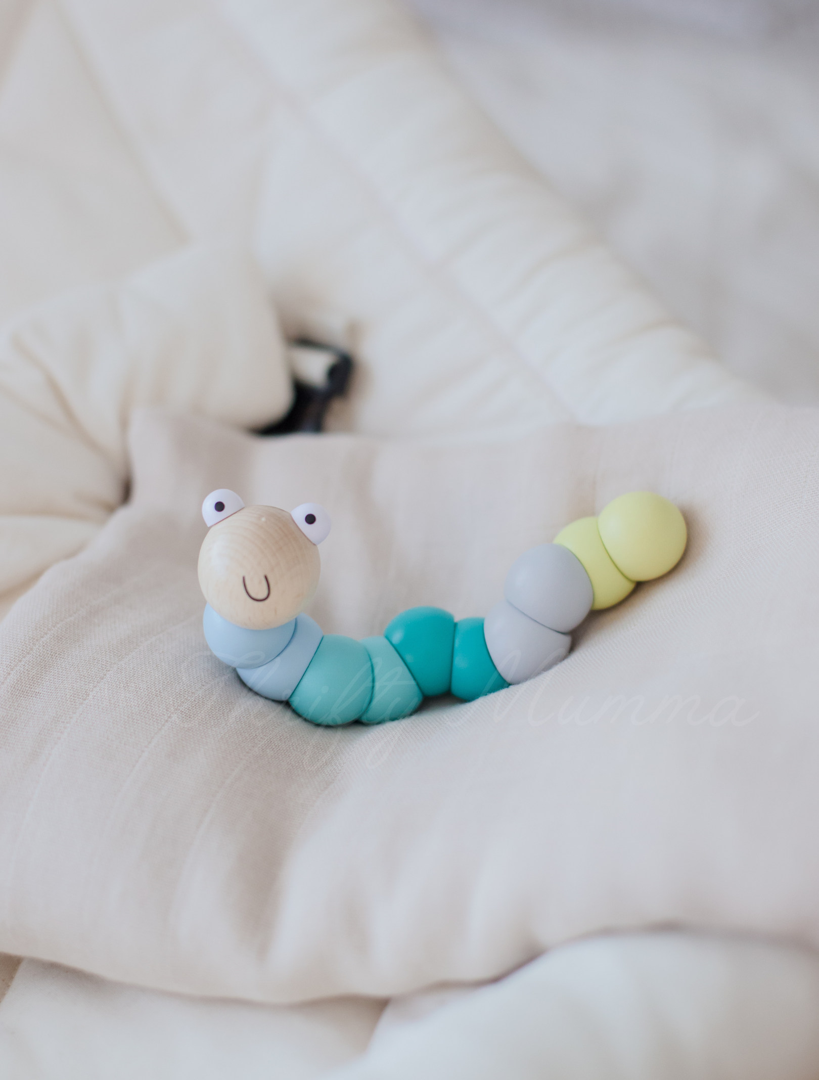 Pastel Wooden Wiggly Worms - Natural Wood Sensory Toys for Babies & Toddlers - Perfect for Montessori Learning, Teething Relief, and Early Childhood Development