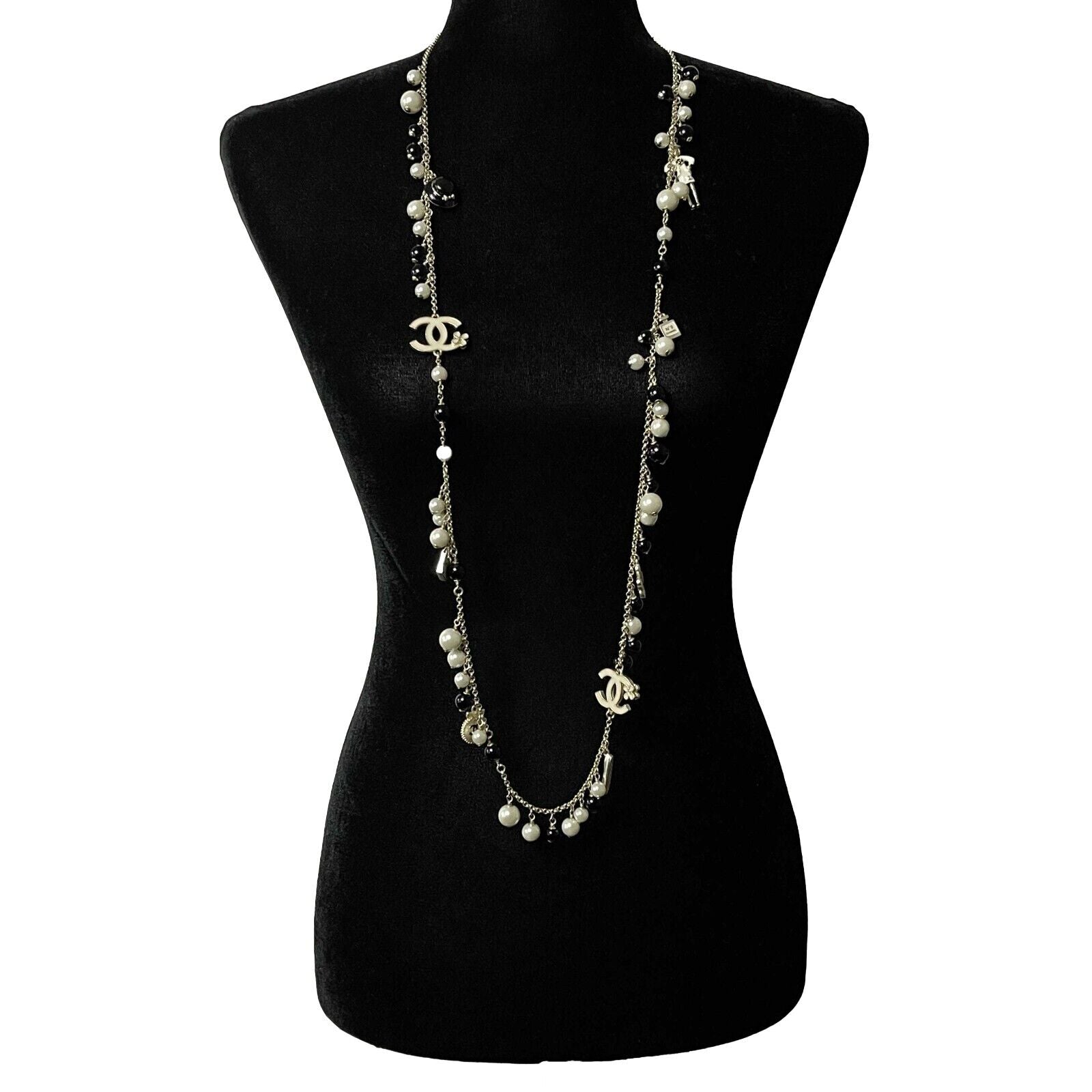 CHANEL A16 S Pearl Beaded CC Charm Necklace & Belt - Elegant Fashion Accessory for Parties, Weddings & Special Occasions