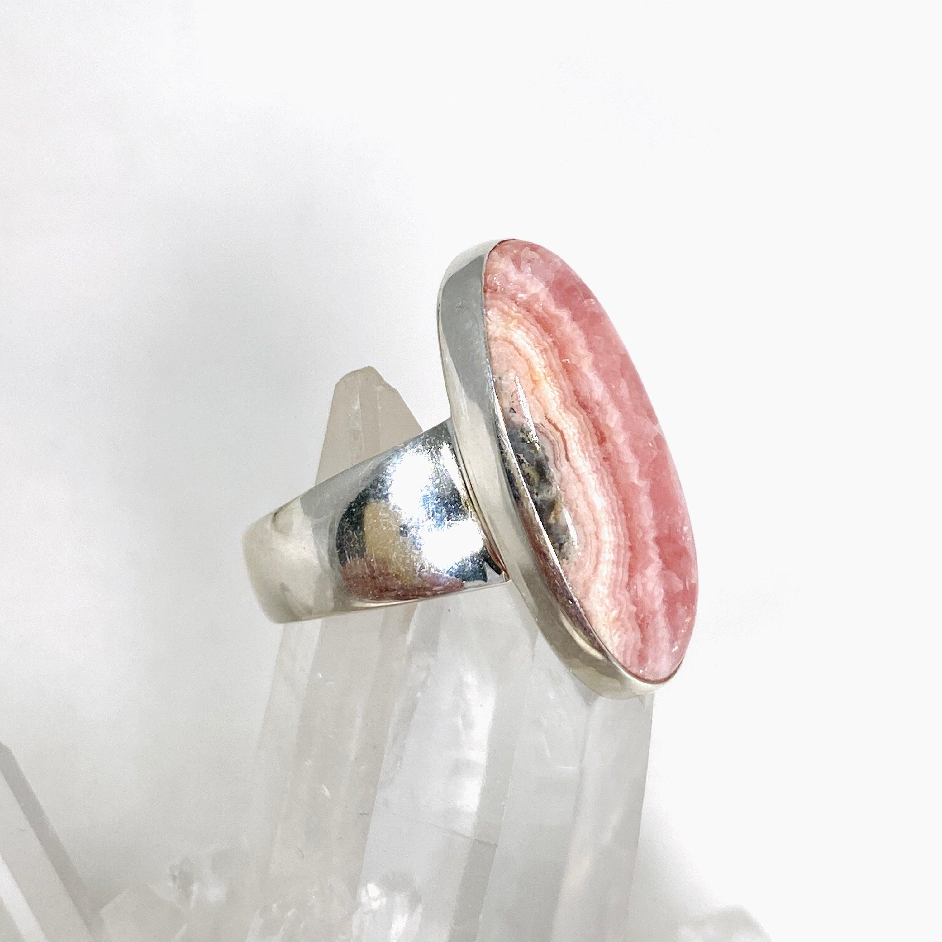 Rhodochrosite Oval Ring Size 7 KRGJ3163 - Elegant Gemstone Jewelry for Women, Perfect for Valentine's Day Gifts & Special Occasions