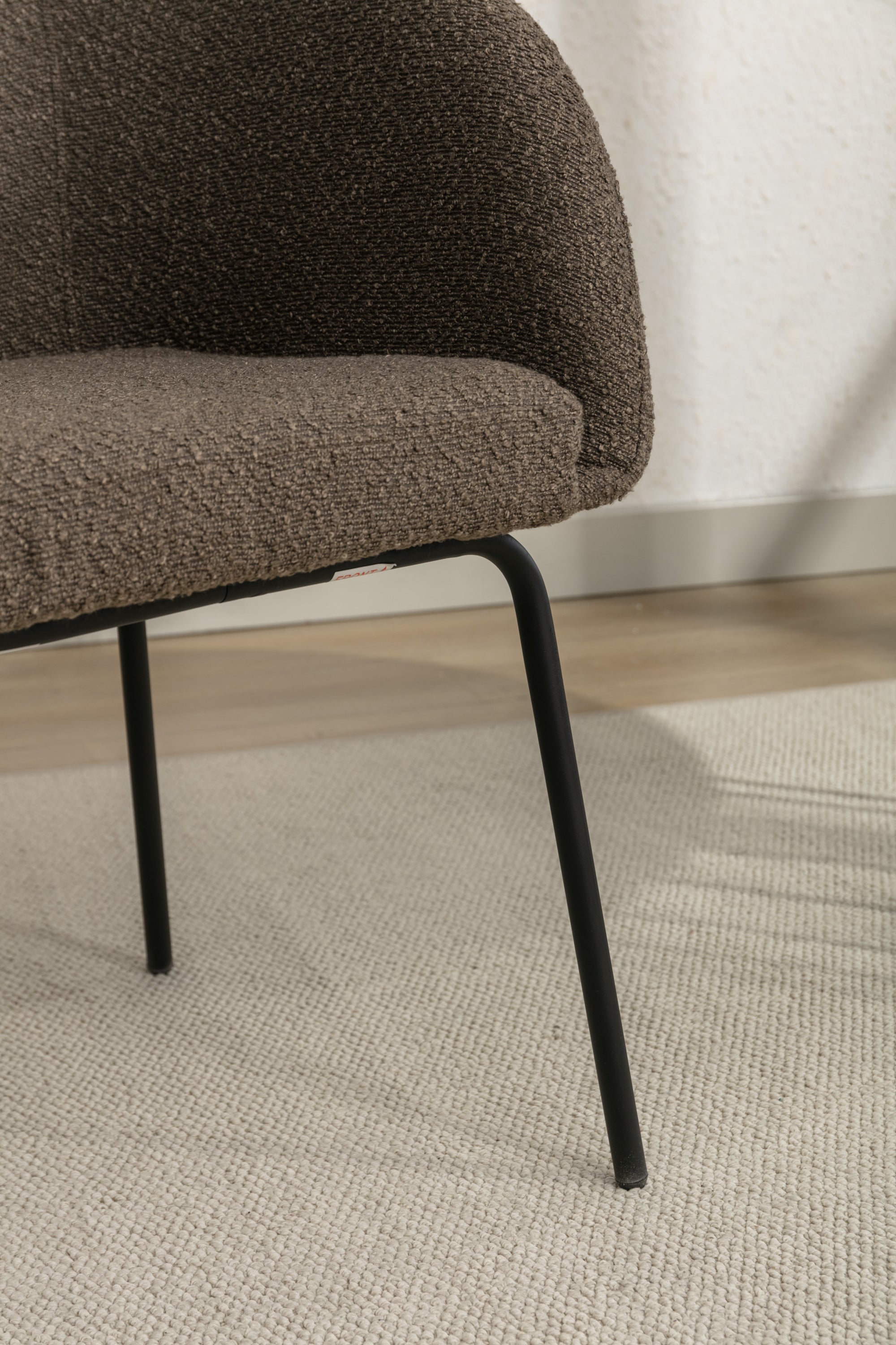 Boucle Fabric Dining Chair with Black Metal Legs - Set of 1 - Modern Upholstered Accent Chair for Kitchen, Dining Room, or Office