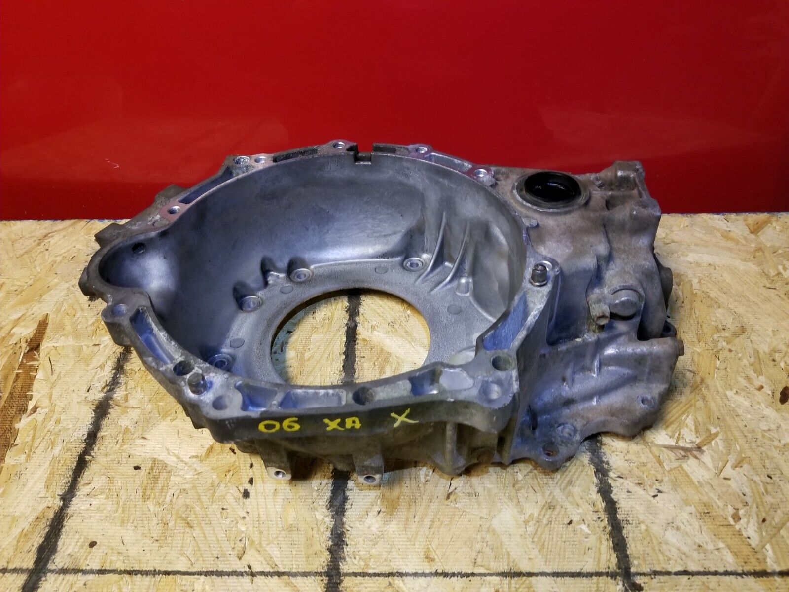 04 05 06 Scion XA Automatic Transmission Bell Housing OEM Replacement Part - Perfect for Transmission Repairs & Engine Rebuilds