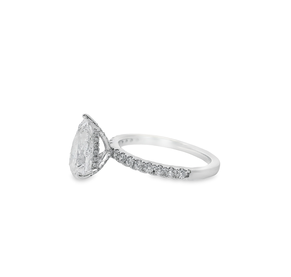 1 Carat Certified Pear Cut Lab Grown Diamond Engagement Ring with 18K Gold Halo & Side Stones - Perfect for Proposals, Weddings & Anniversary Gifts