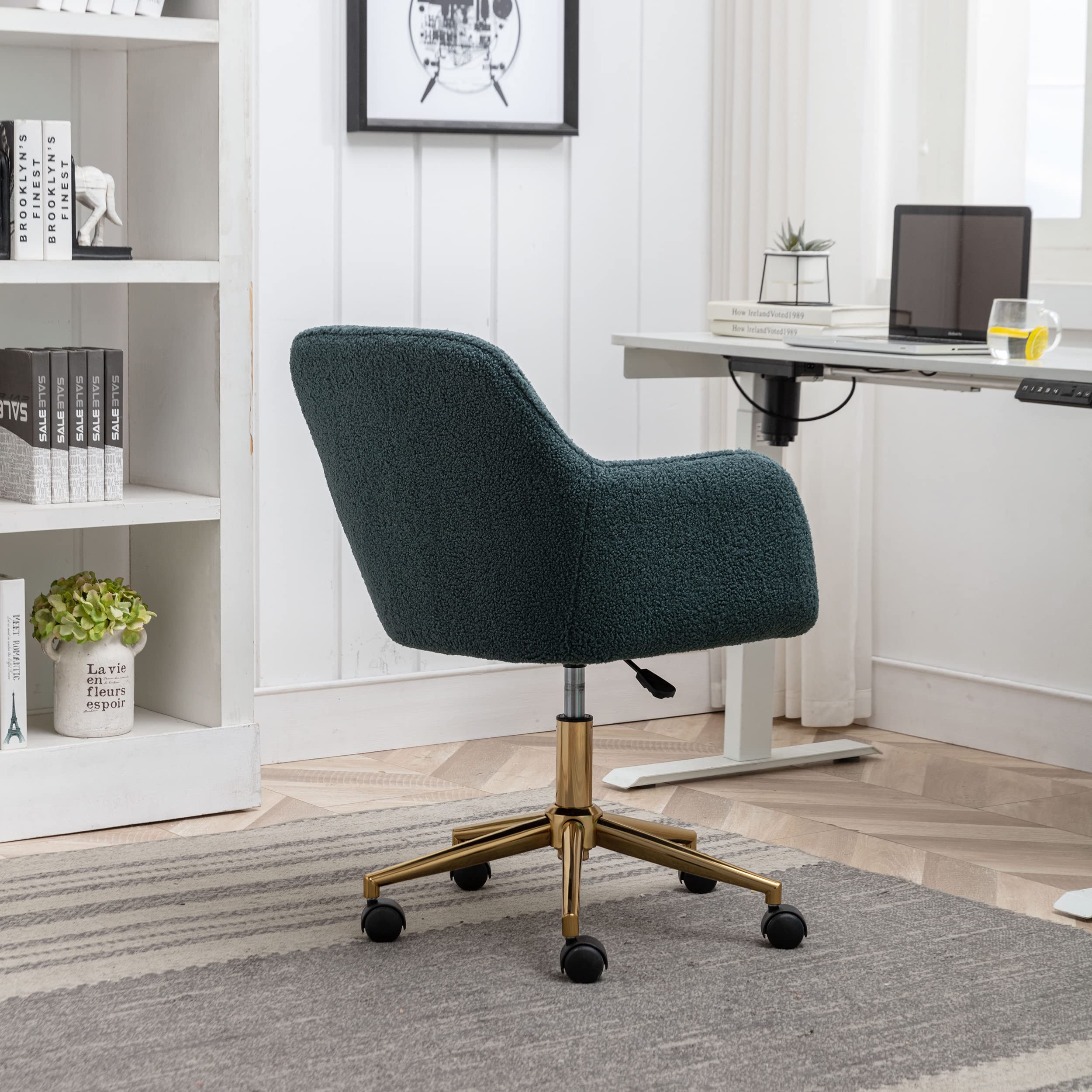 Goujxcy Fluffy Faux Fur Office Chair - Dark Green Upholstered Swivel Desk Chair with Adjustable Height for Home Office, Vanity, Gaming & Study | Modern Accent Task Chair for Workstation, Dressing Table & Bedroom Decor