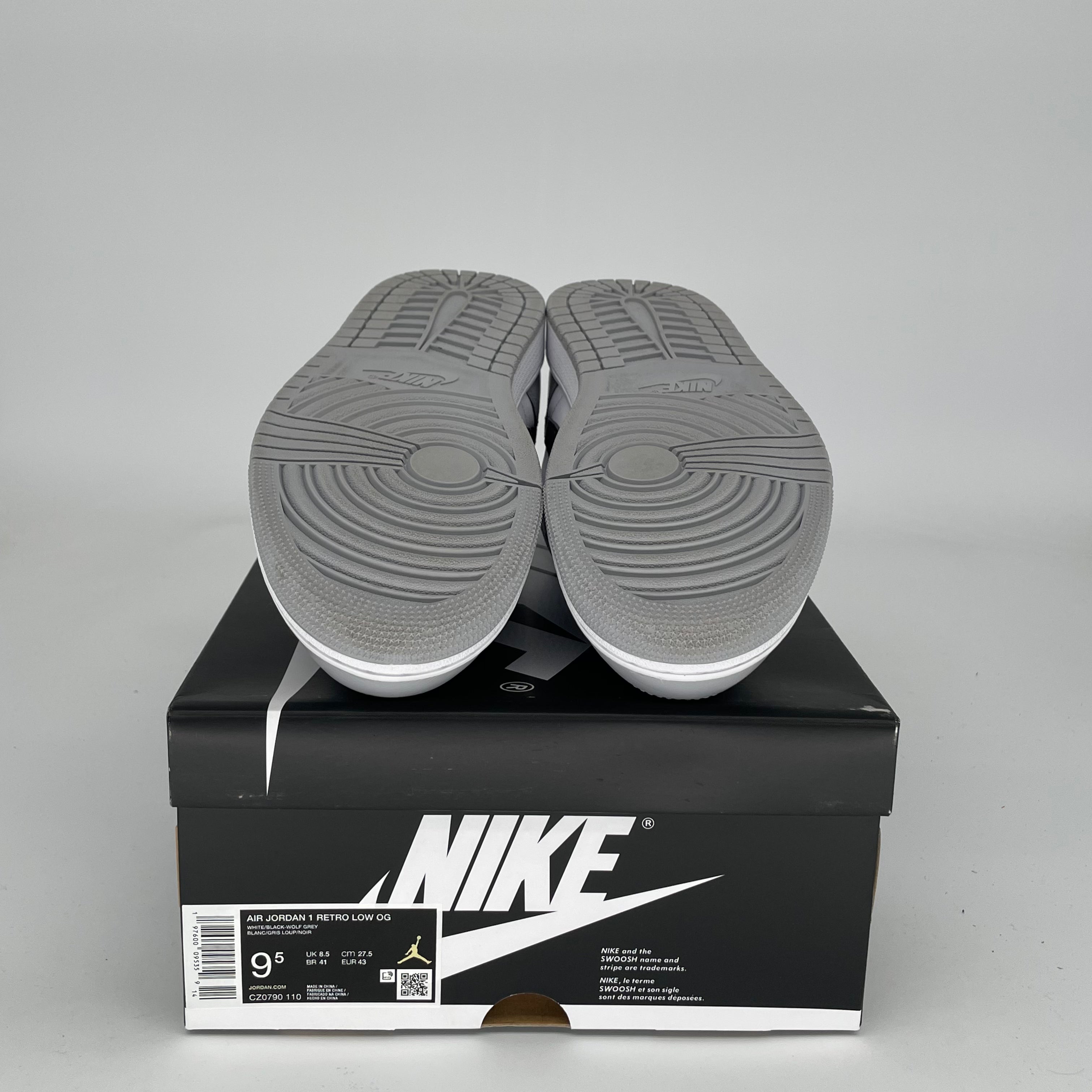 AIR JORDAN 1 LOW BARONS Men's Sneakers - Size 9.5 (CZ0790-110) - Retro Basketball Shoes for Casual Wear & Street Style