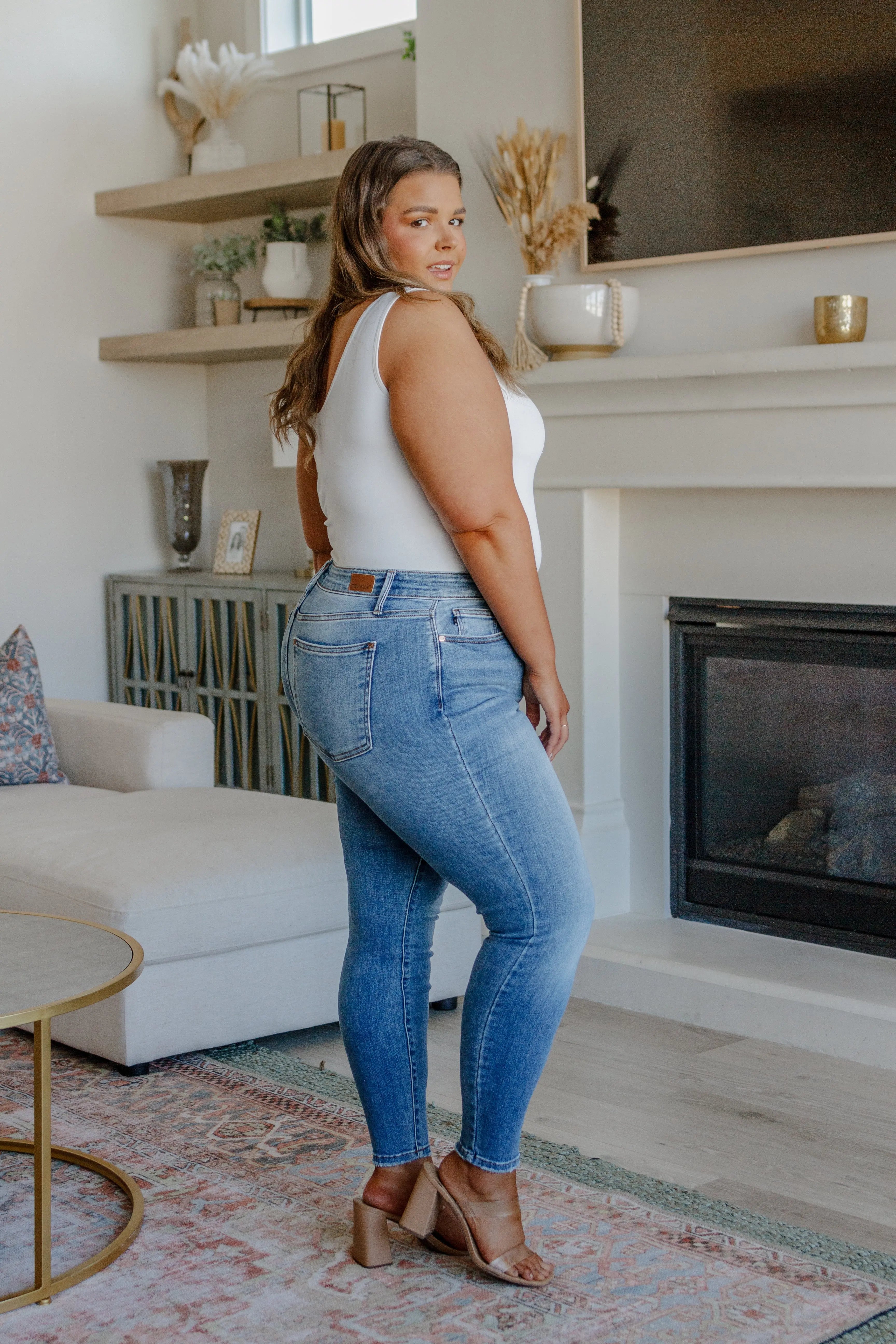 Catherine Mid Rise Vintage Skinny Jeans for Women - Retro High Waisted Stretch Denim Pants - Perfect for Casual Outfits, Date Nights & Fall Fashion