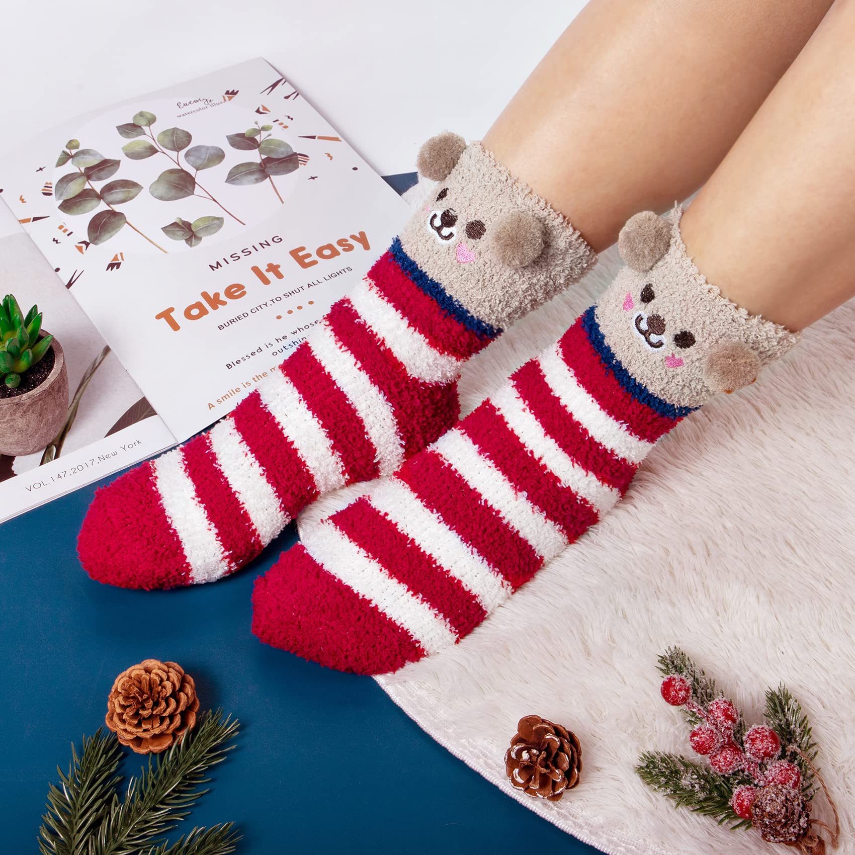 Cozy Cat Fuzzy Socks for Women - 5 Pairs Warm Winter Slippers for Christmas Gifts & Home Comfort