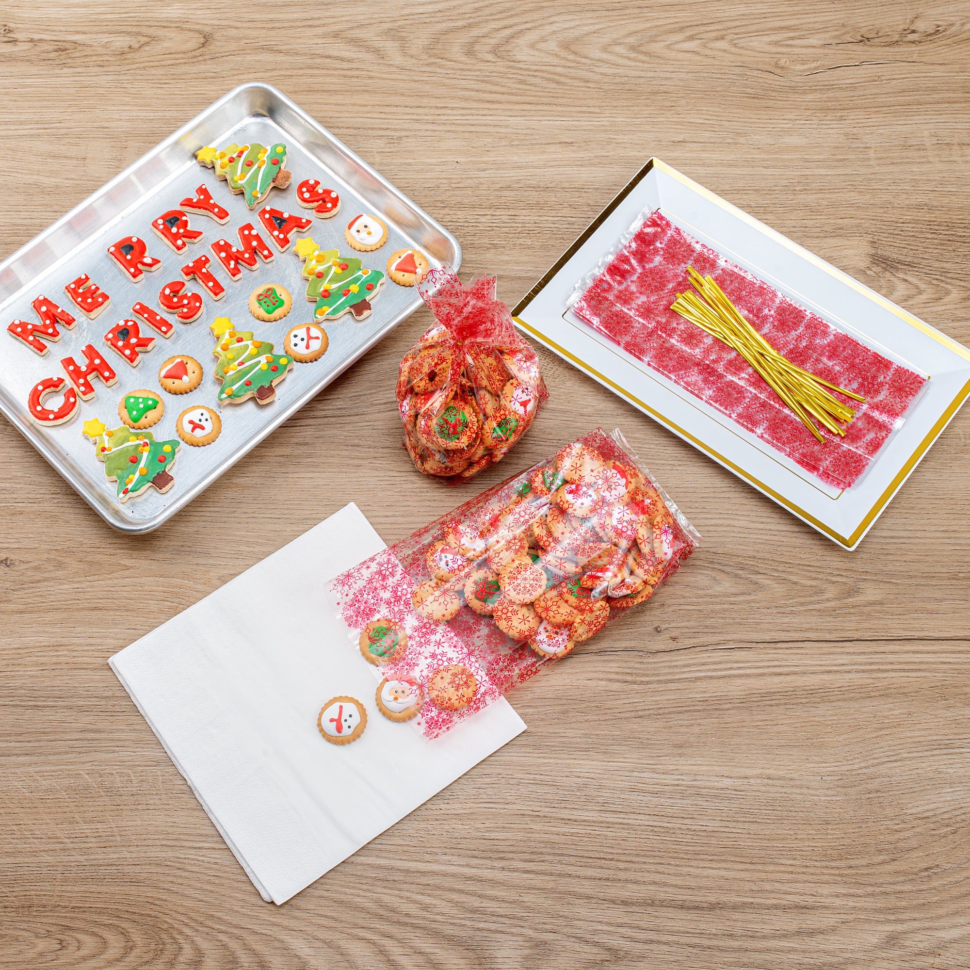 Premium Plastic Candy Bags with Snowflake Design - 4 x 2 x 9.5 Inches - 4000 Count Bulk Pack - Perfect for Party Favors, Wedding Treats & Holiday Candy Packaging