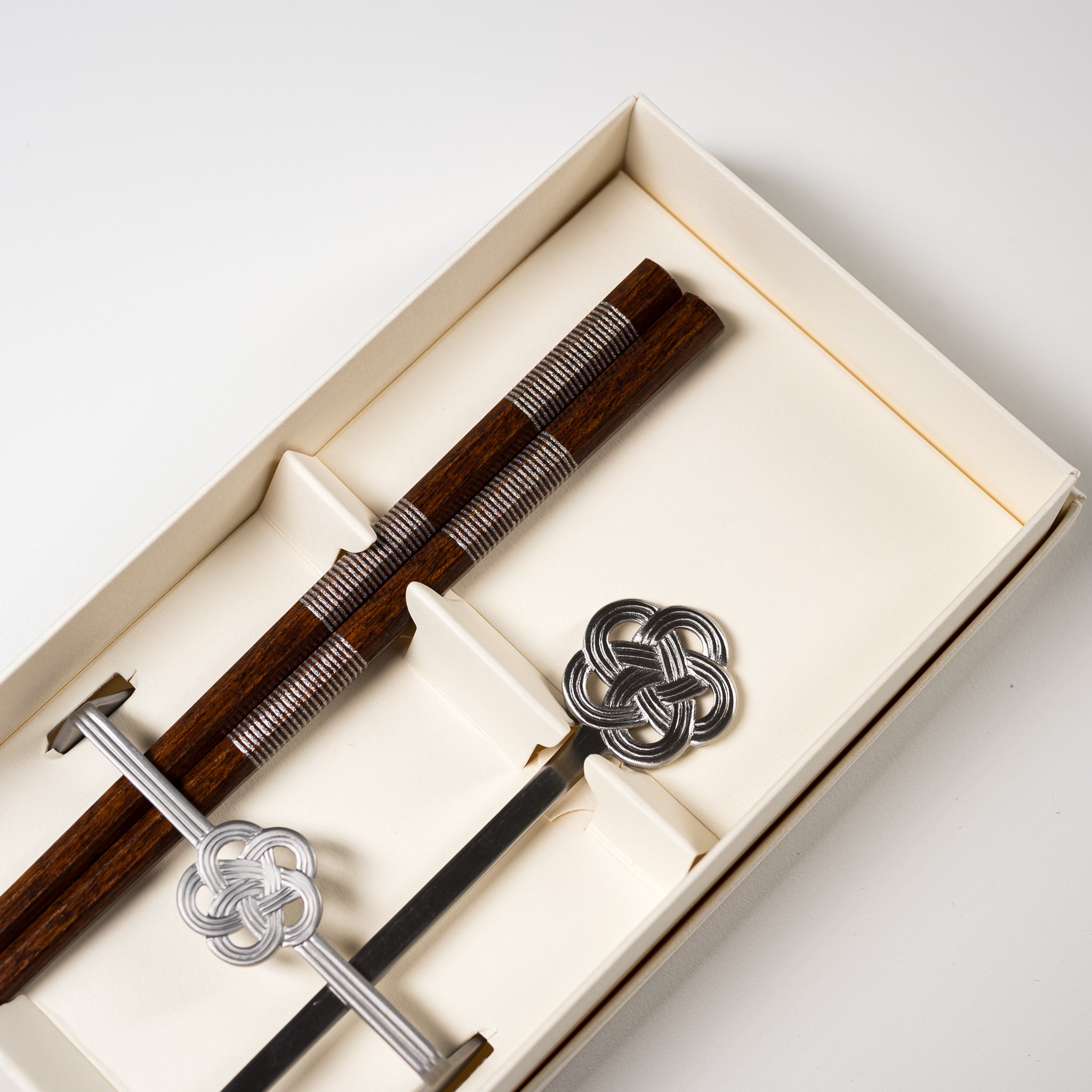 Premium Mizuhiki Japanese Gift Chopsticks Set - Elegant Silver Utensils for Sushi, Asian Cuisine & Special Occasions